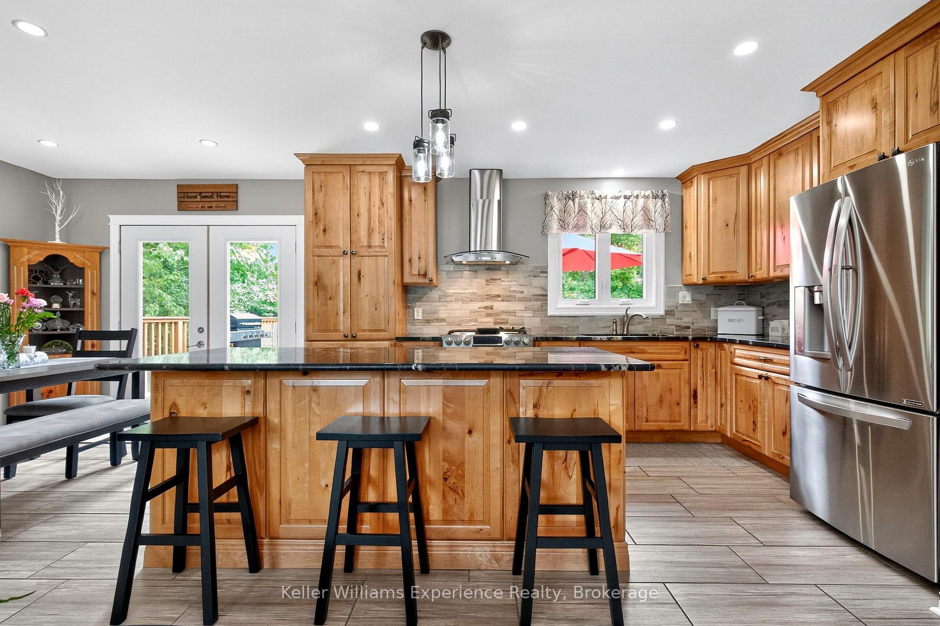 Photo 5 of 1128 Edgar Court, Midland — HOMEH