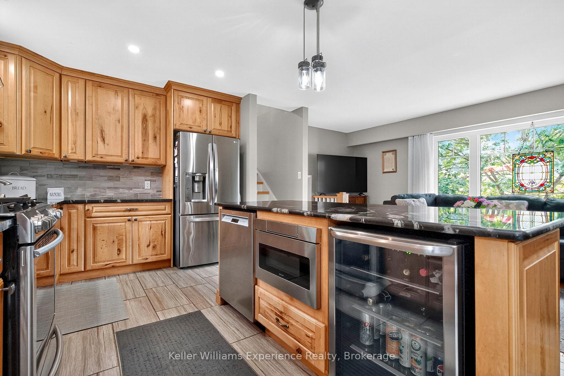 Photo 6 of 1128 Edgar Court, Midland — HOMEH