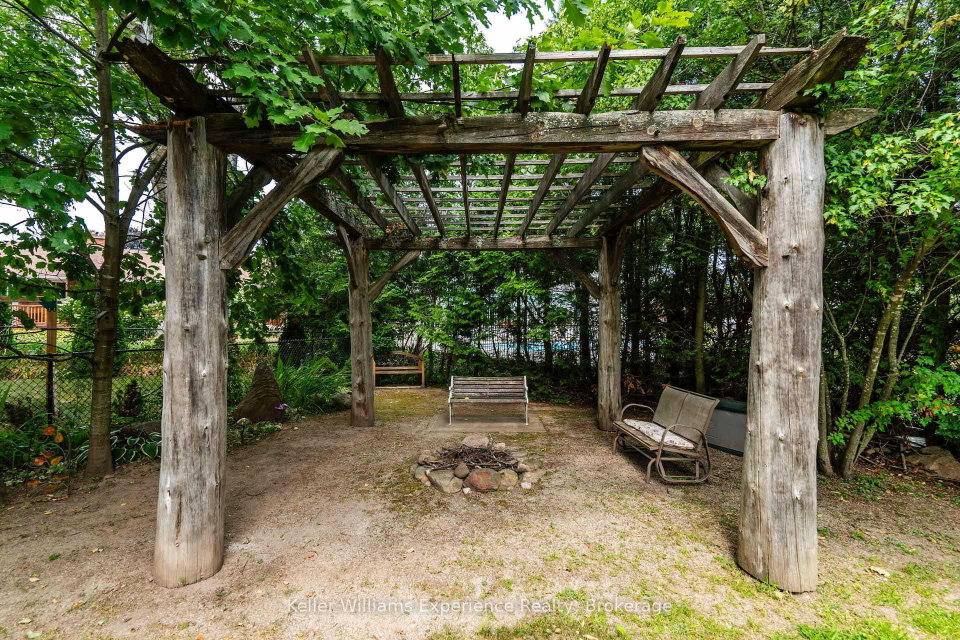 Photo 24 of 1128 Edgar Court, Midland — HOMEH