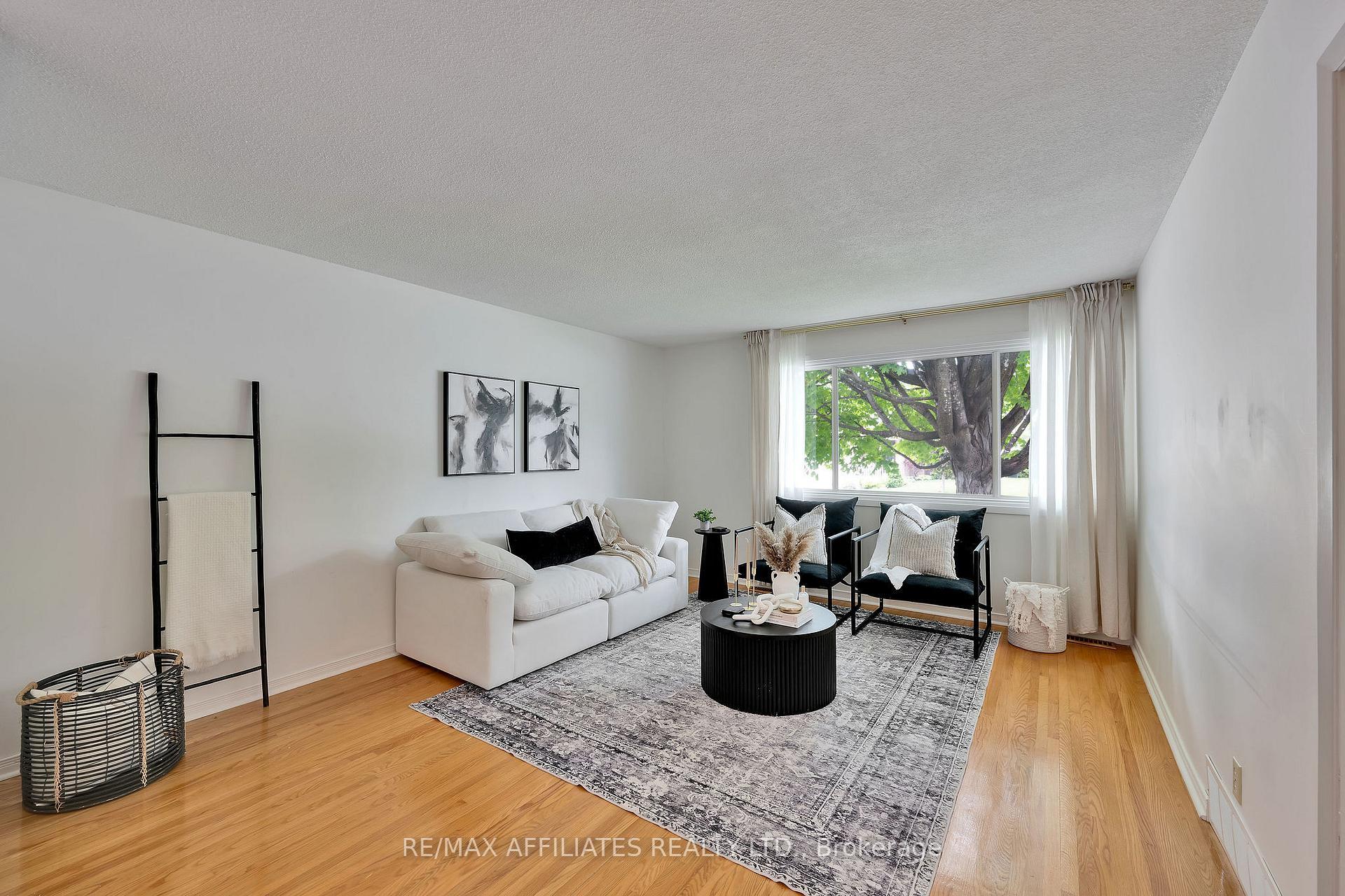 Photo 3 of 140 Post Road, Ottawa, Kanata - Glencairn/Hazeldean — HOMEH