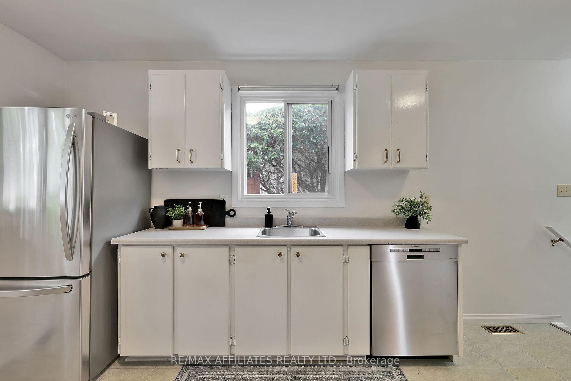 Photo 11 of 140 Post Road, Ottawa, Kanata - Glencairn/Hazeldean — HOMEH