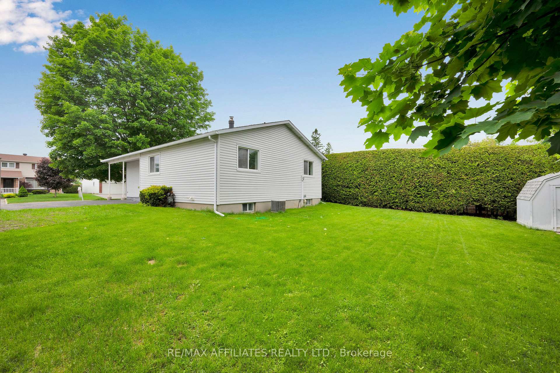 Photo 33 of 140 Post Road, Ottawa, Kanata - Glencairn/Hazeldean — HOMEH