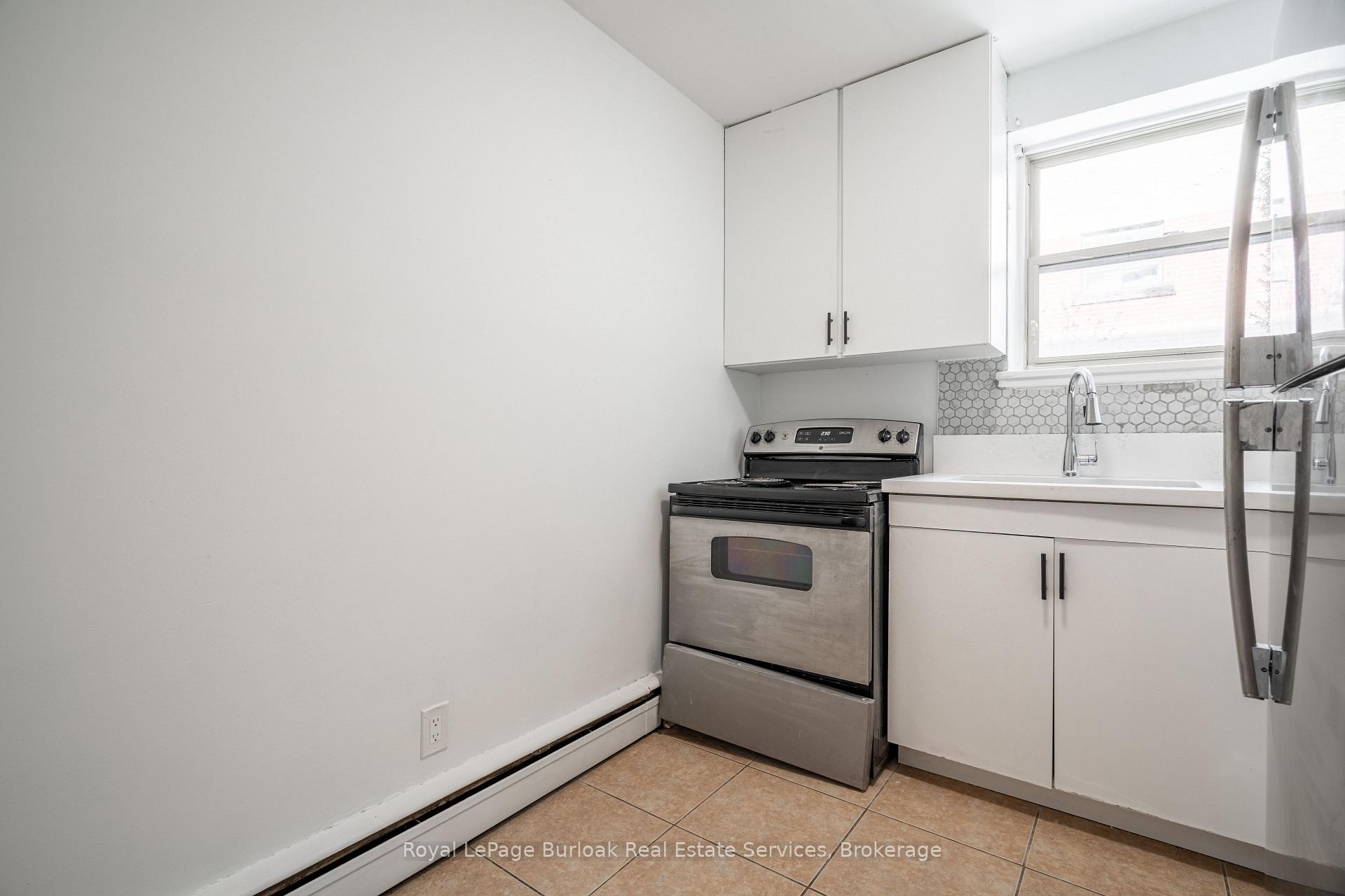 Photo 4 of Unit 1, 169 Park Row S, Hamilton, Delta — HOMEH