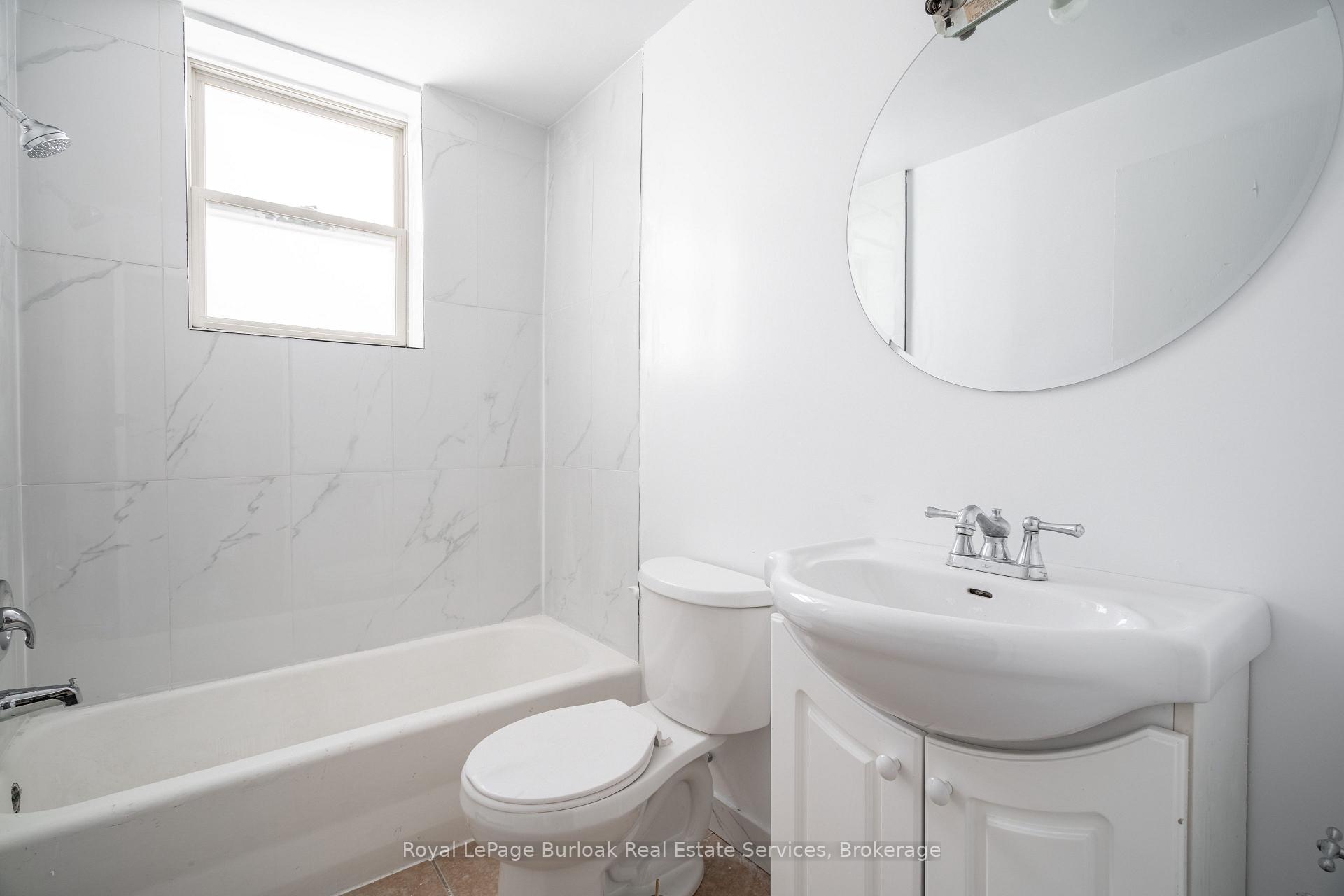 Photo 9 of Unit 1, 169 Park Row S, Hamilton, Delta — HOMEH