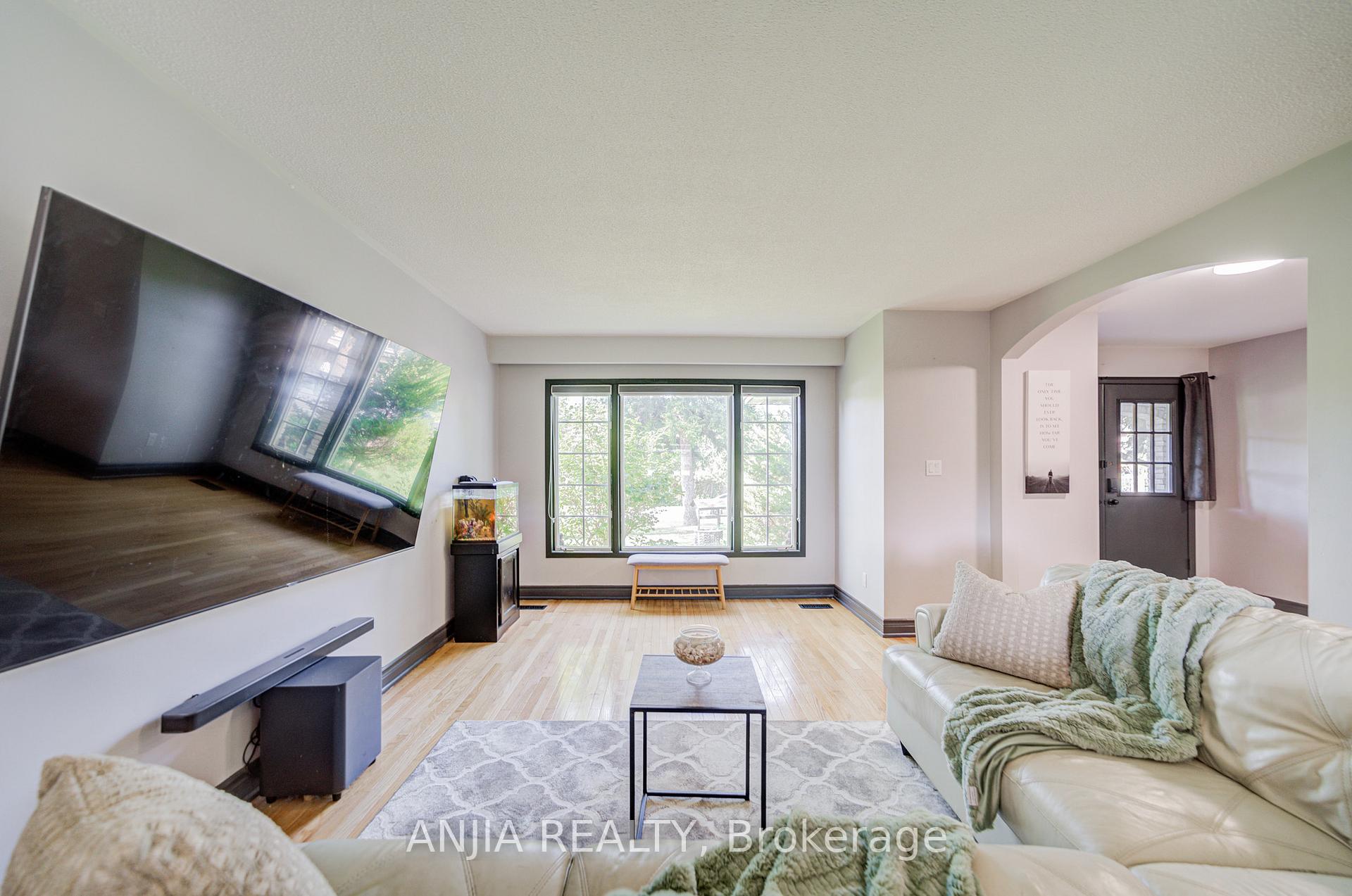 Photo 6 of 7845 Ninth Line, Markham, Box Grove — HOMEH