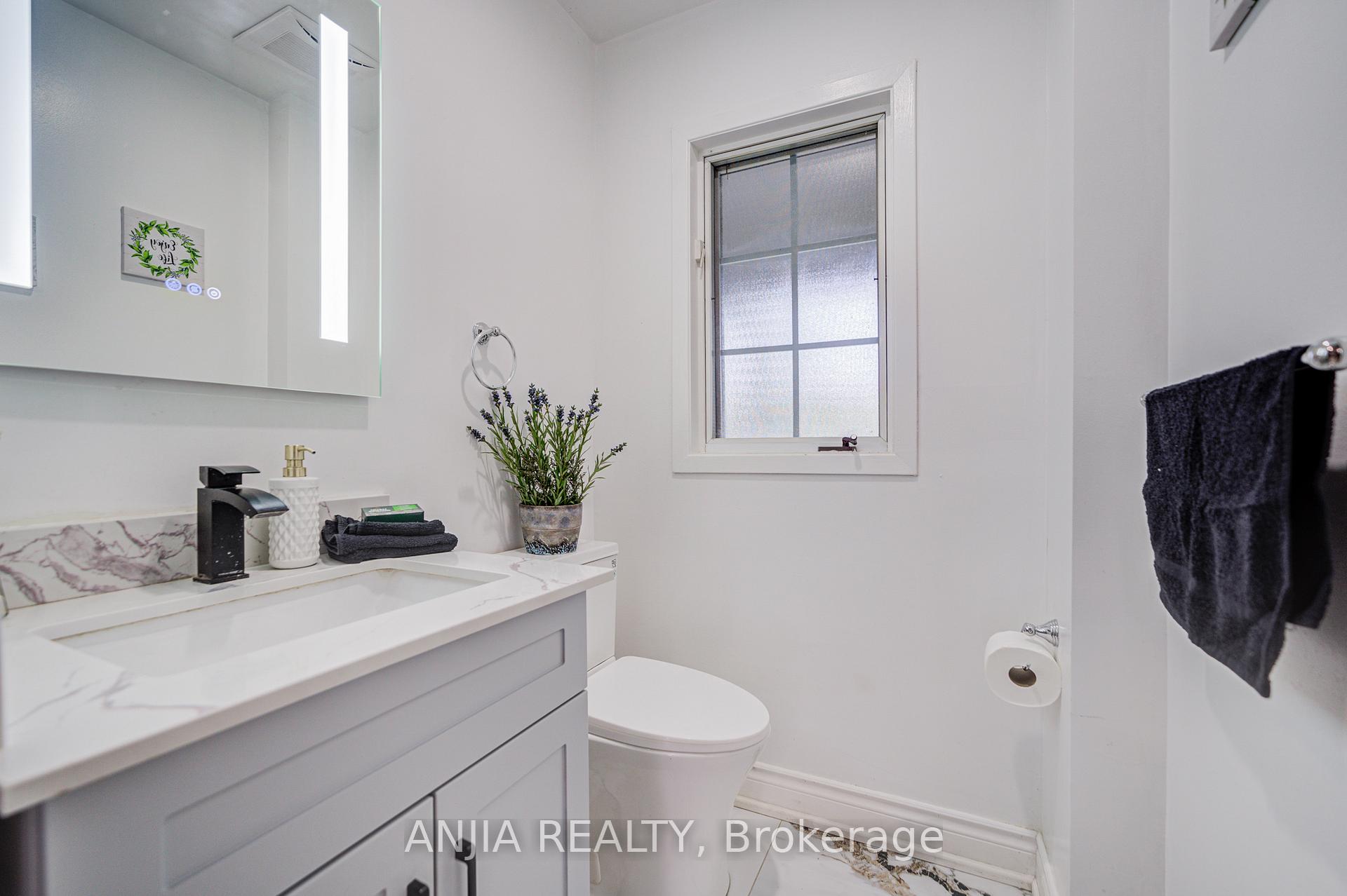 Photo 13 of 7845 Ninth Line, Markham, Box Grove — HOMEH