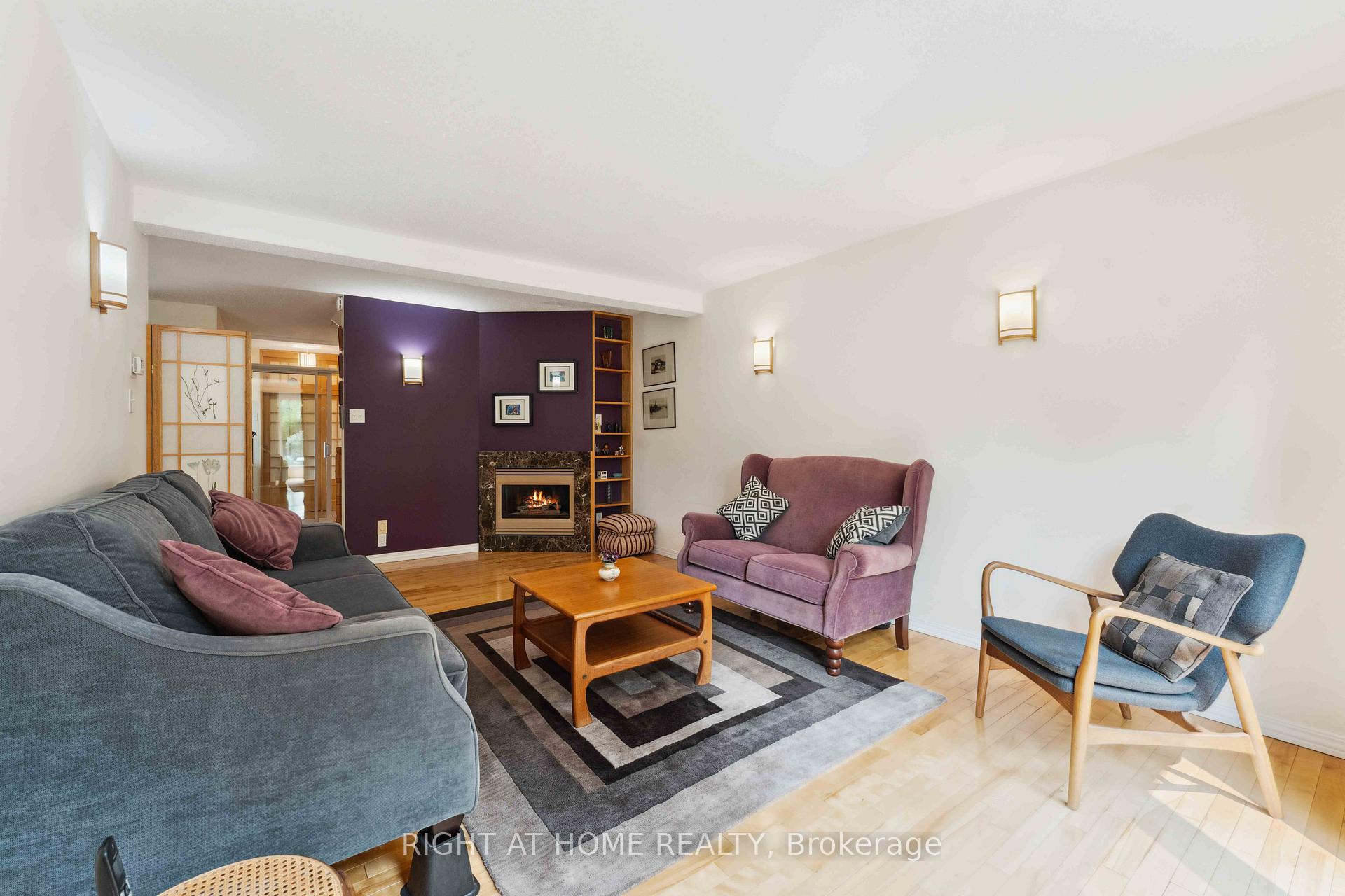 Photo 8 of 25 Chimo Drive, Ottawa, Kanata - Katimavik — HOMEH