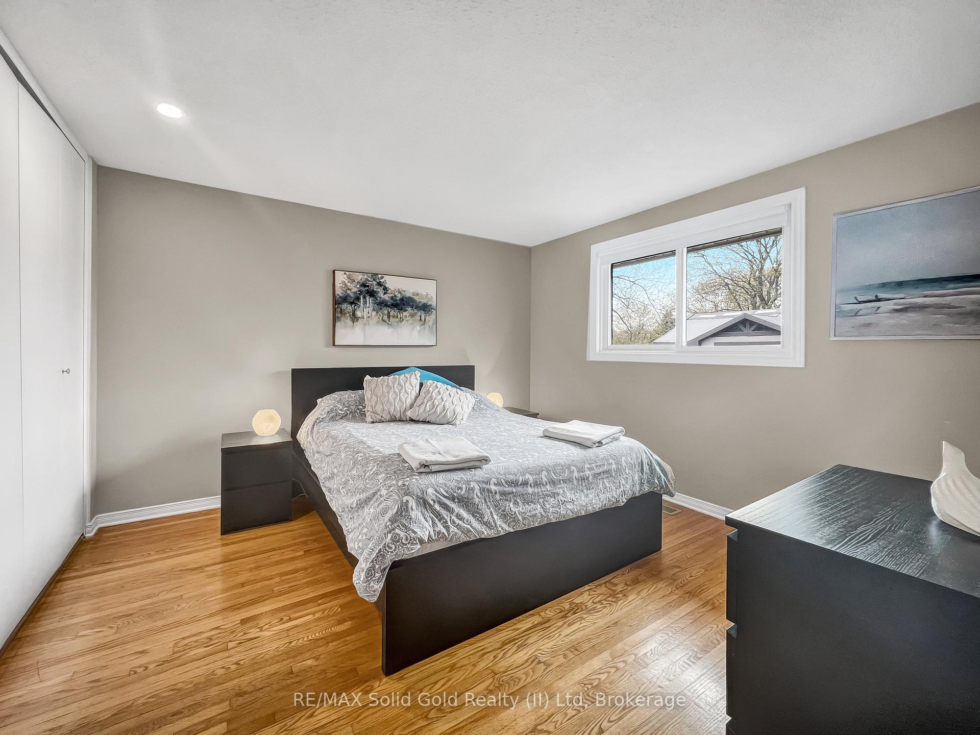Photo 11 of 267 Kingswood Drive, Kitchener — HOMEH