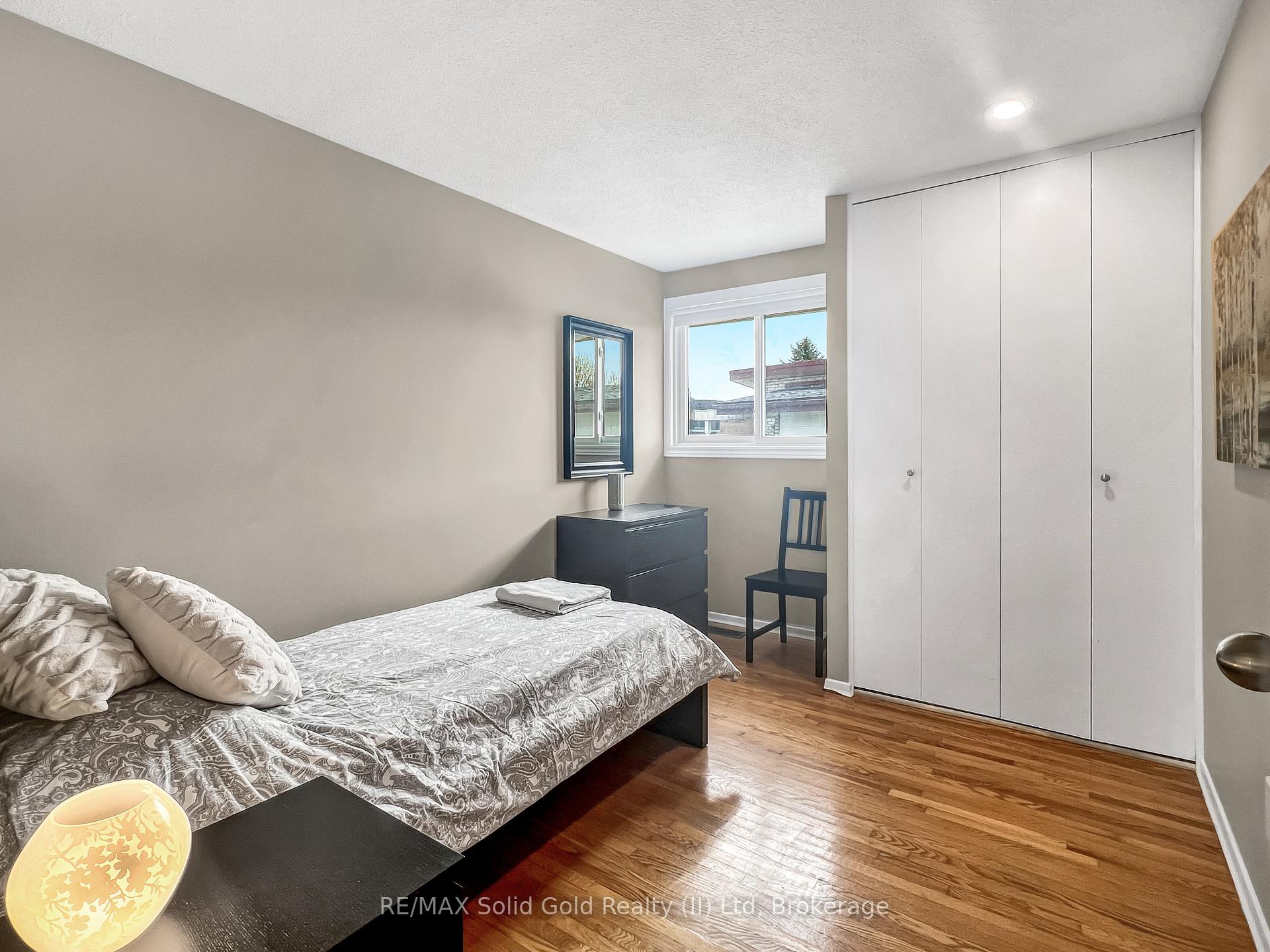 Photo 15 of 267 Kingswood Drive, Kitchener — HOMEH