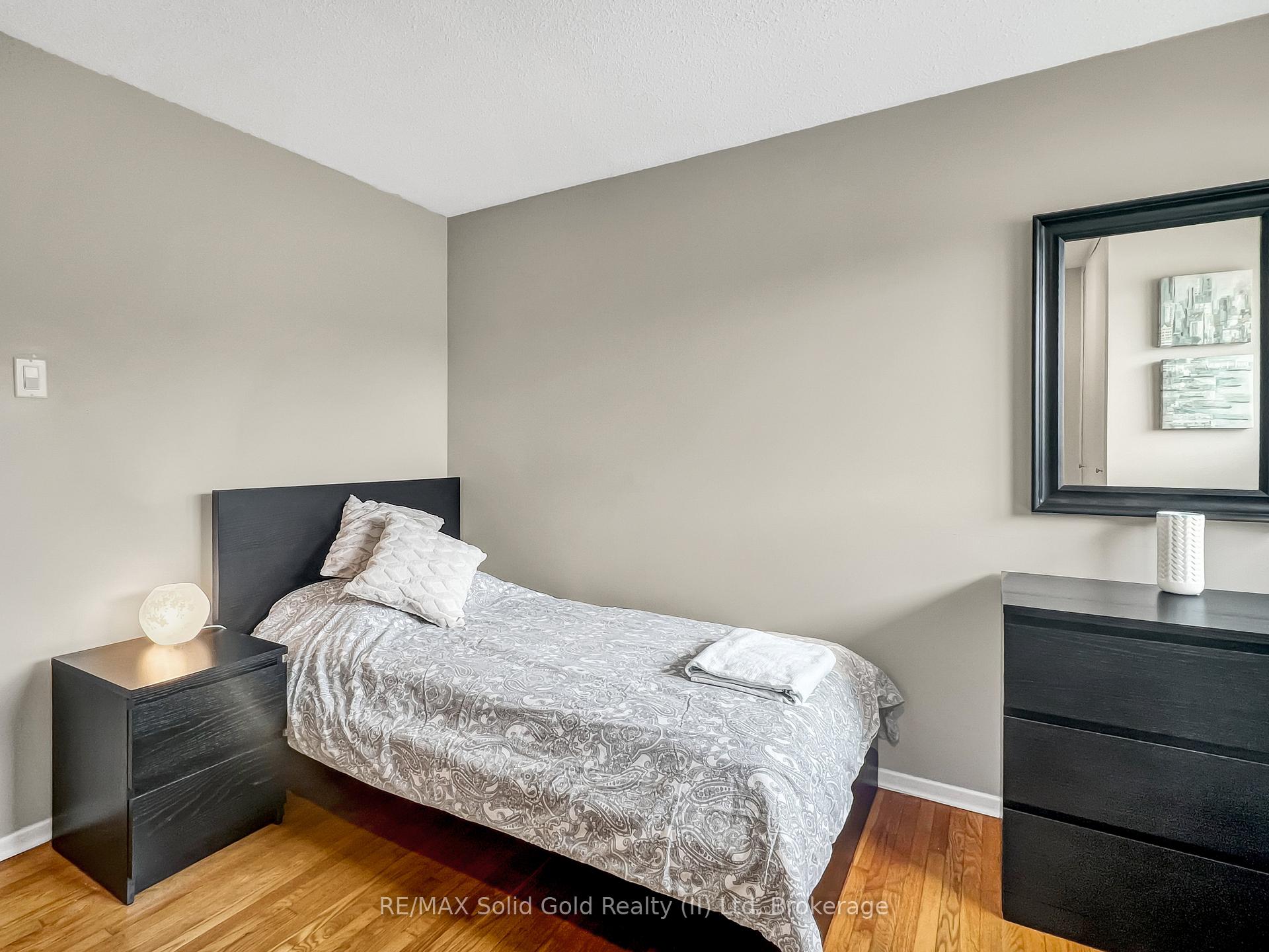 Photo 16 of 267 Kingswood Drive, Kitchener — HOMEH