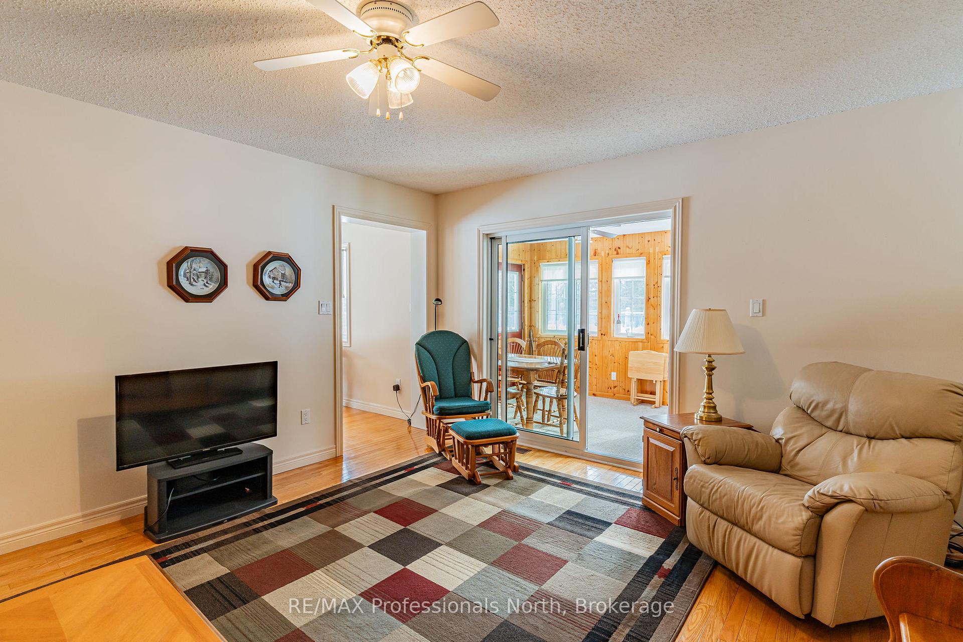 Photo 14 of 1119 Deep Bay Road, Minden Hills, Lutterworth — HOMEH