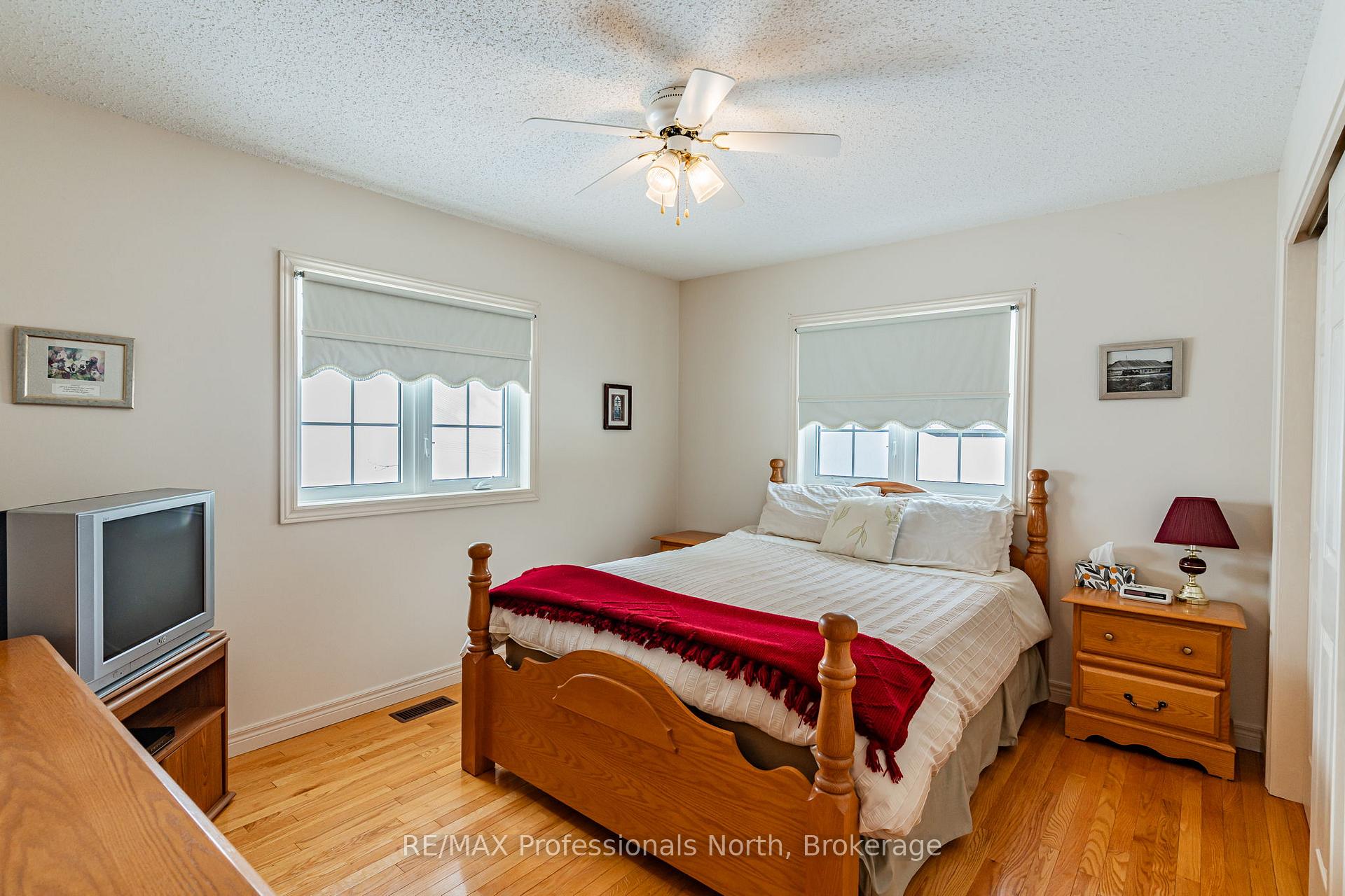 Photo 24 of 1119 Deep Bay Road, Minden Hills, Lutterworth — HOMEH
