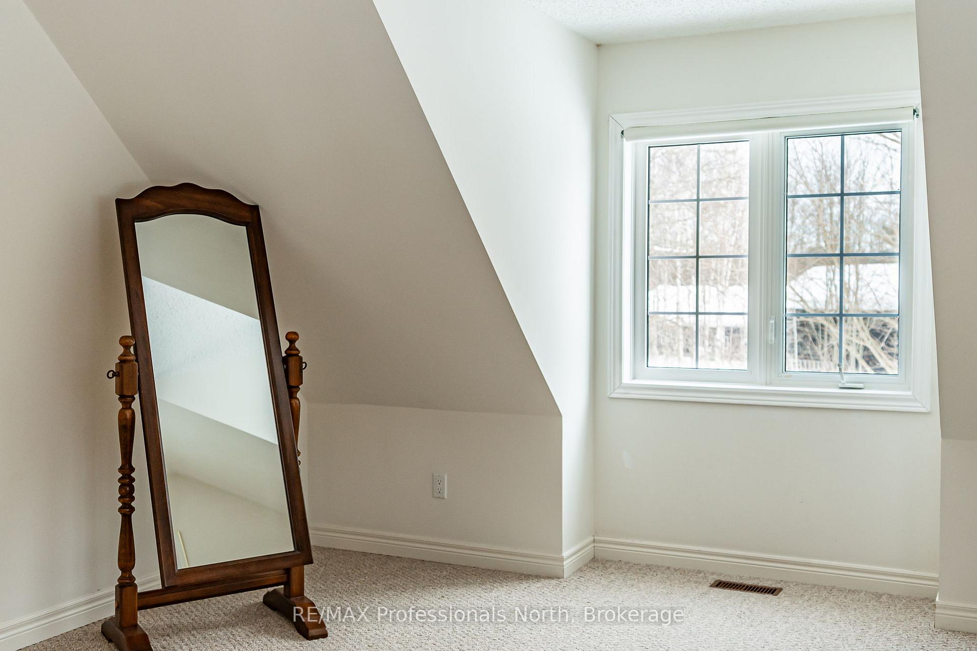 Photo 27 of 1119 Deep Bay Road, Minden Hills, Lutterworth — HOMEH