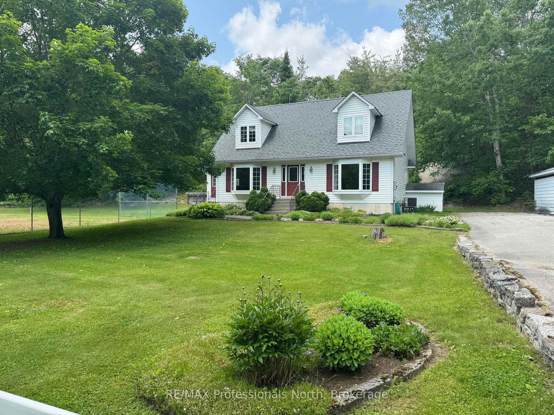 Photo 36 of 1119 Deep Bay Road, Minden Hills, Lutterworth — HOMEH
