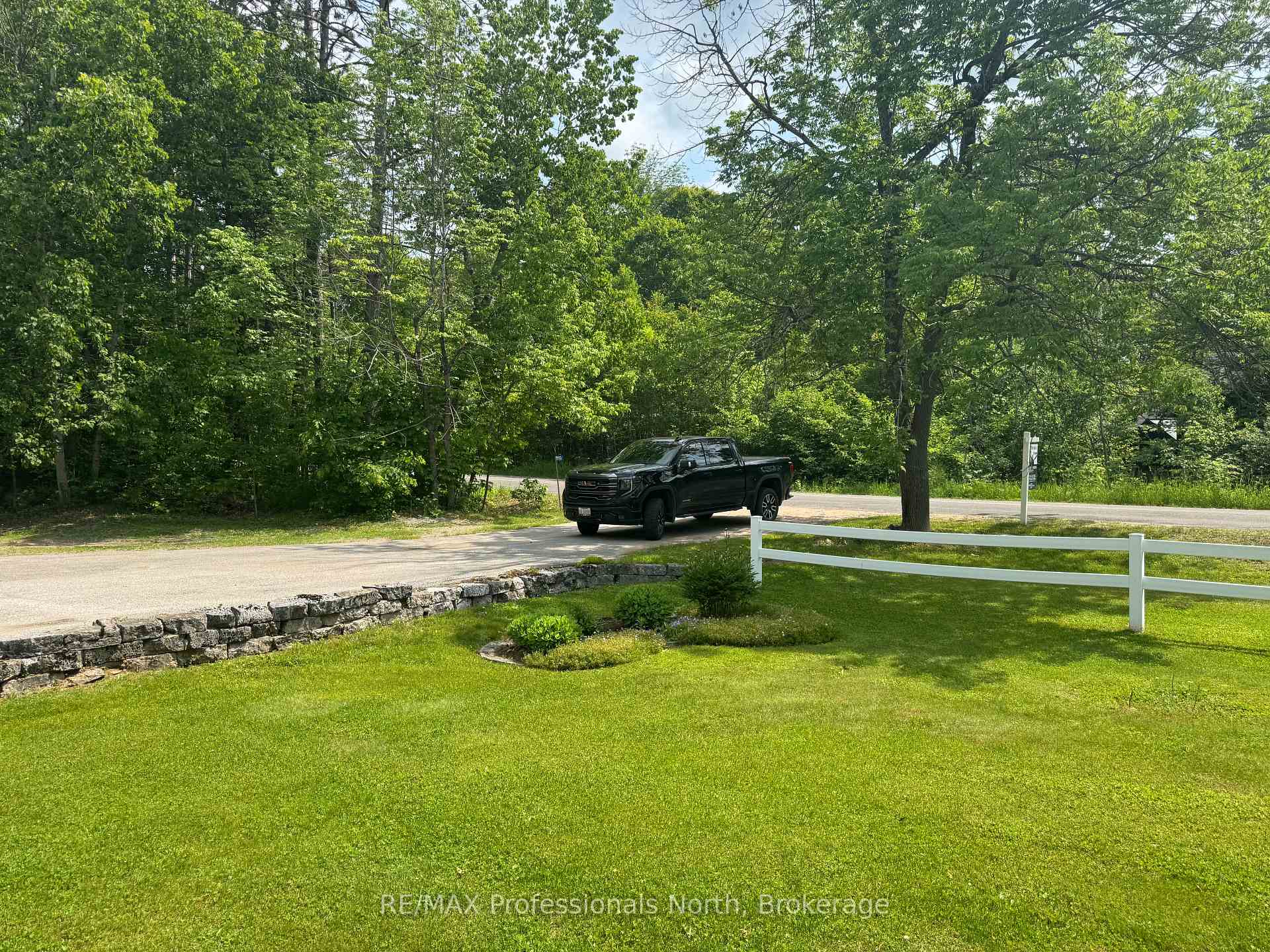 Photo 41 of 1119 Deep Bay Road, Minden Hills, Lutterworth — HOMEH