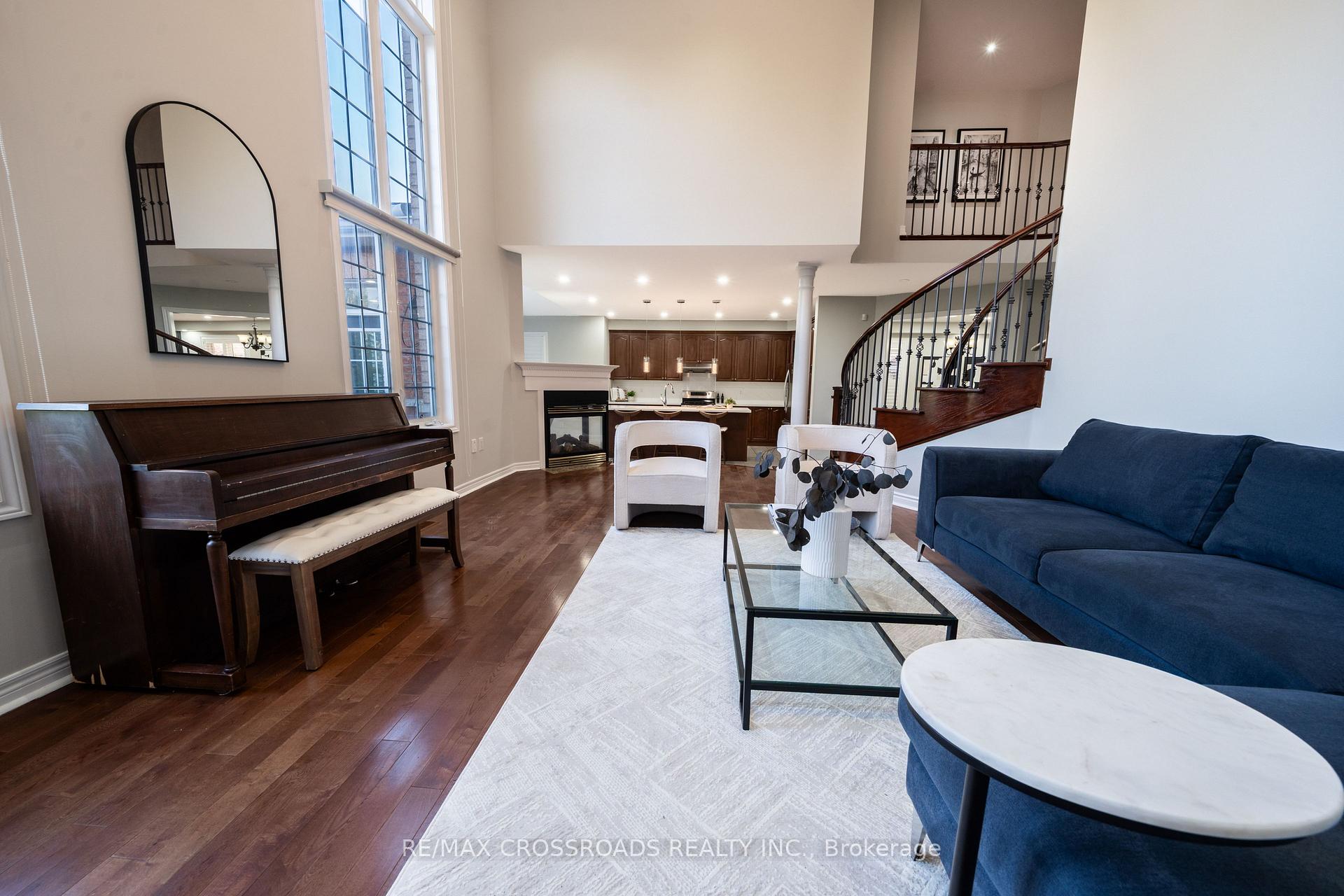 Photo 20 of 213 Riverwalk Drive, Markham, Box Grove — HOMEH
