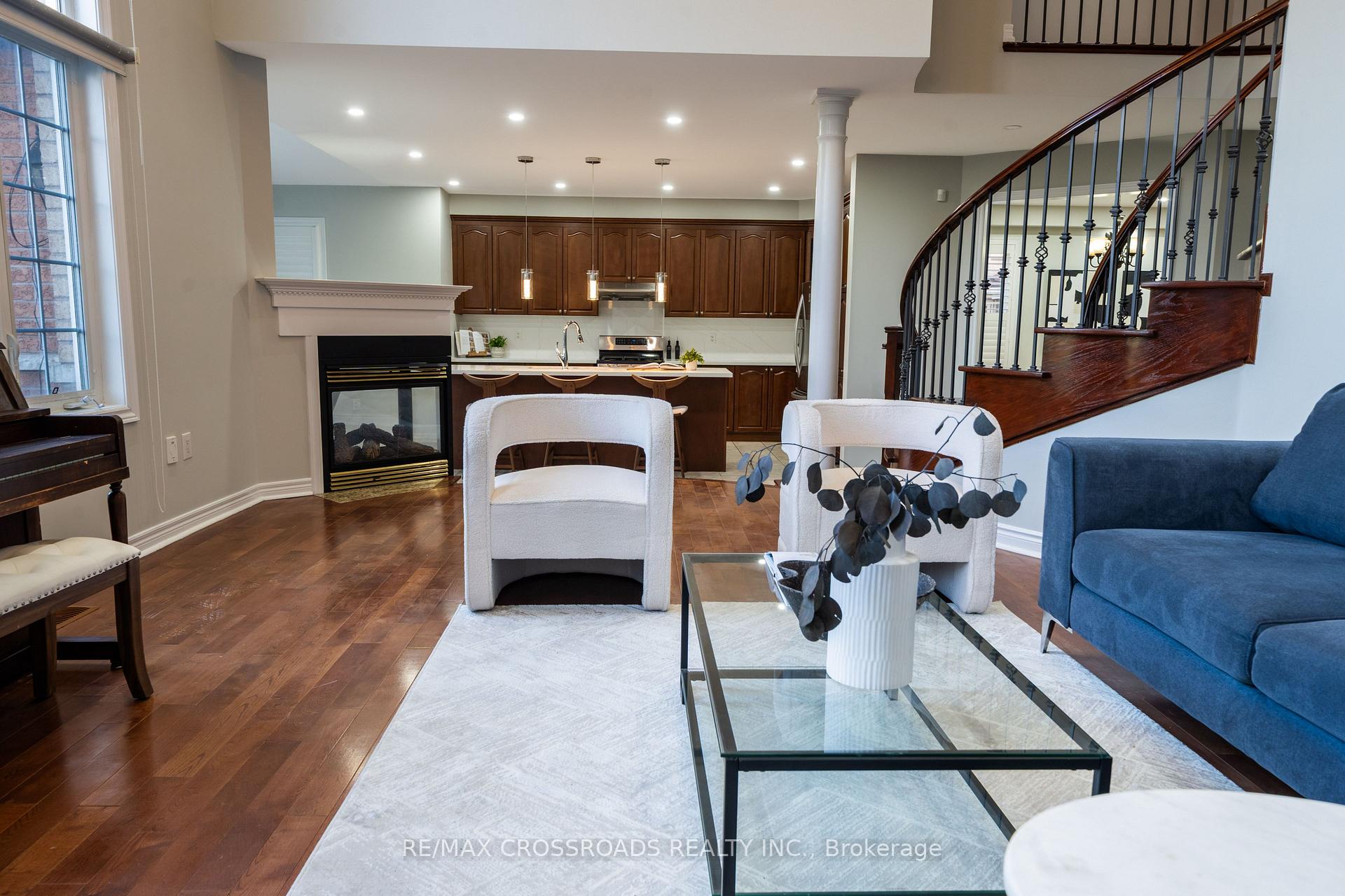 Photo 21 of 213 Riverwalk Drive, Markham, Box Grove — HOMEH