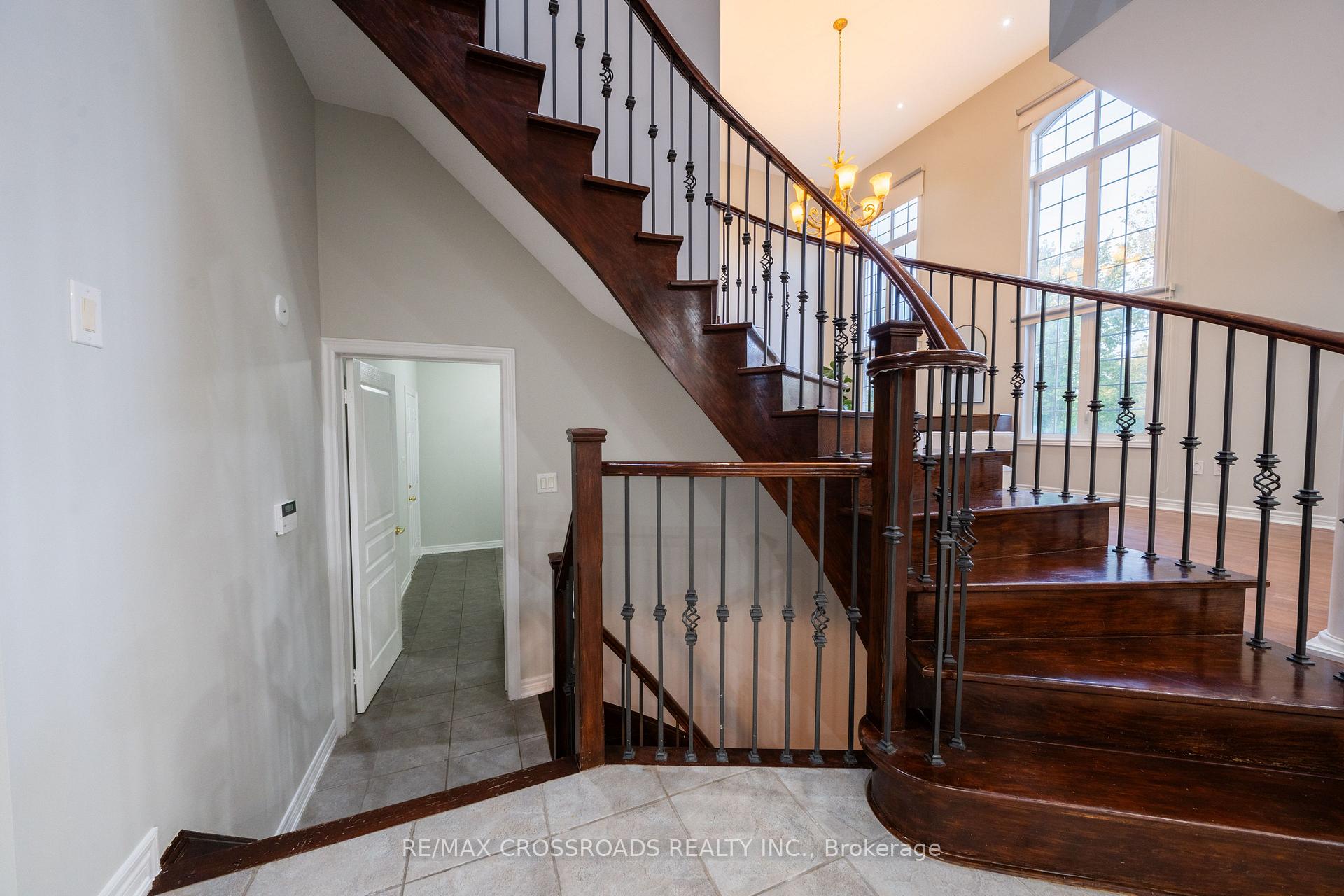 Photo 35 of 213 Riverwalk Drive, Markham, Box Grove — HOMEH