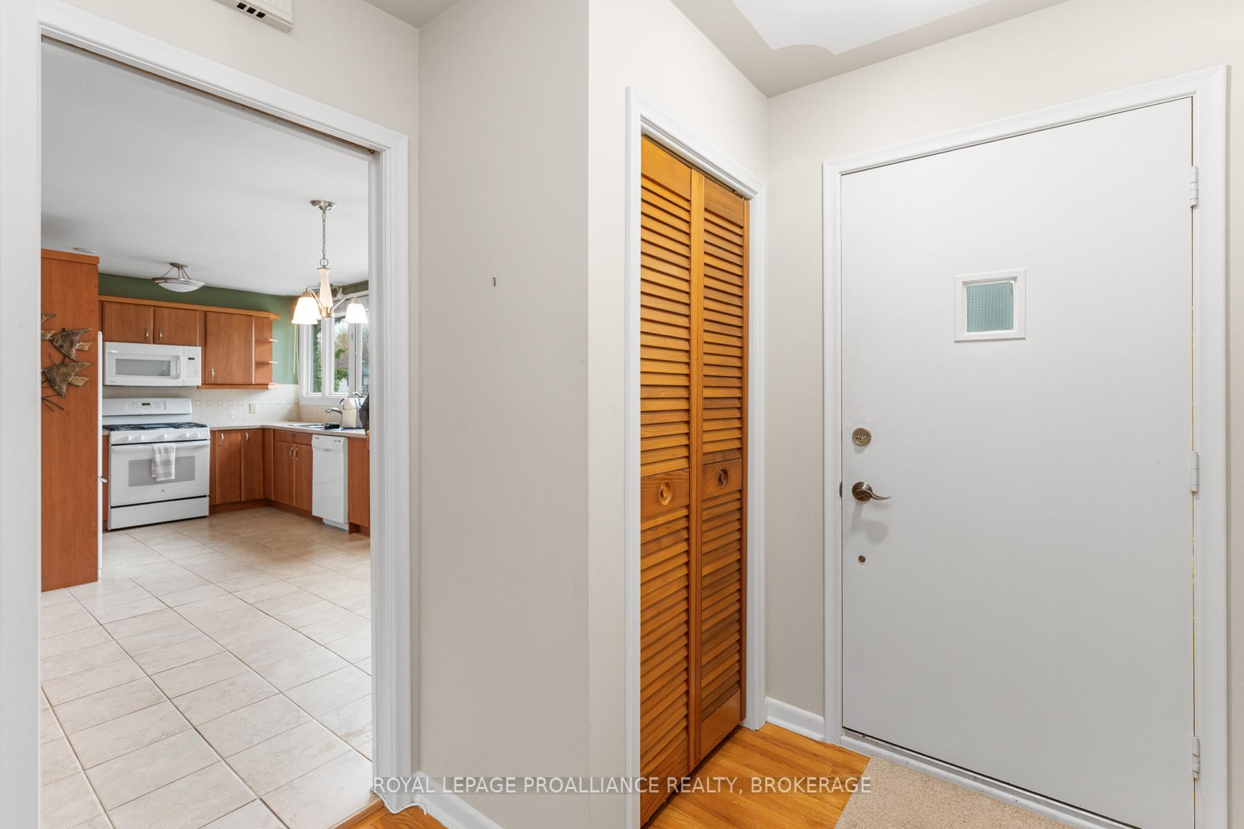 Photo 16 of 1071 Lincoln Drive, Kingston, South of Taylor-Kidd Blvd — HOMEH