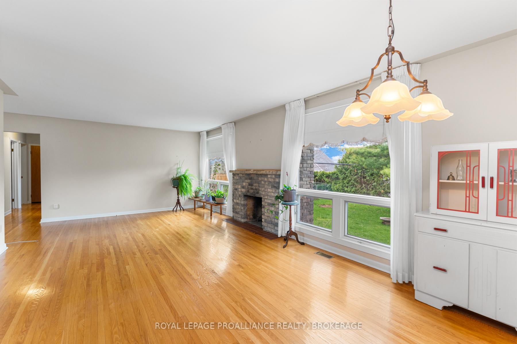 Photo 21 of 1071 Lincoln Drive, Kingston, South of Taylor-Kidd Blvd — HOMEH