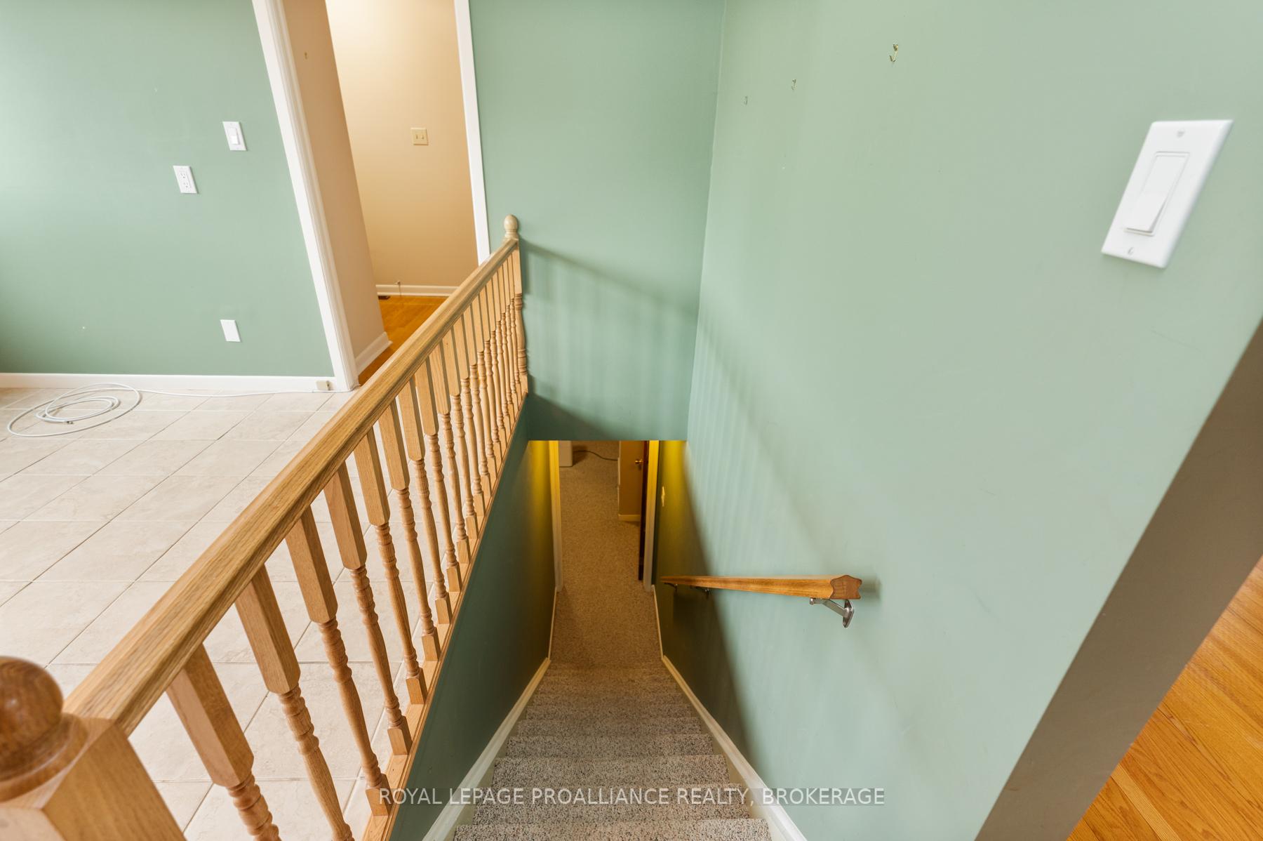 Photo 37 of 1071 Lincoln Drive, Kingston, South of Taylor-Kidd Blvd — HOMEH