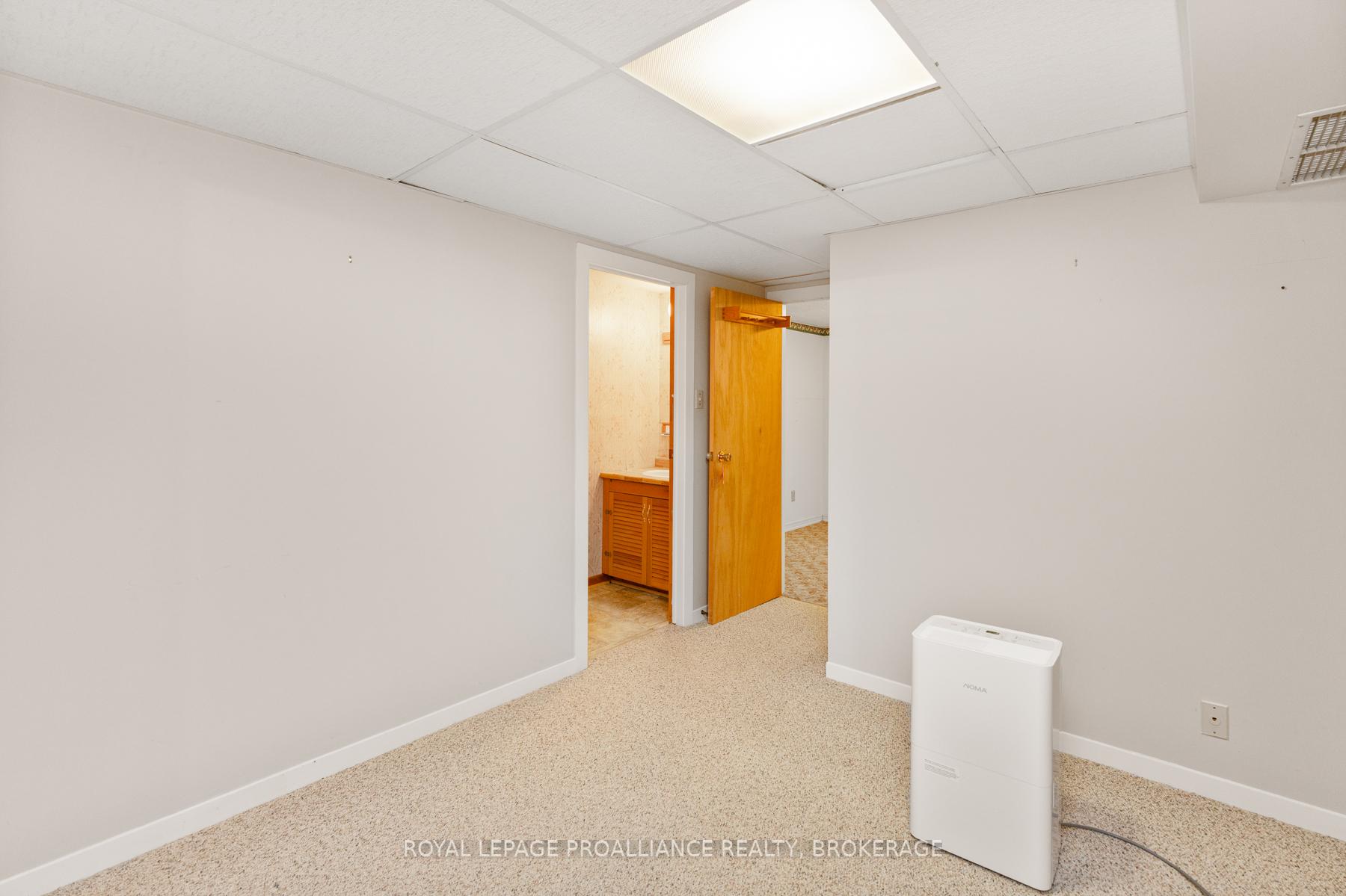 Photo 38 of 1071 Lincoln Drive, Kingston, South of Taylor-Kidd Blvd — HOMEH