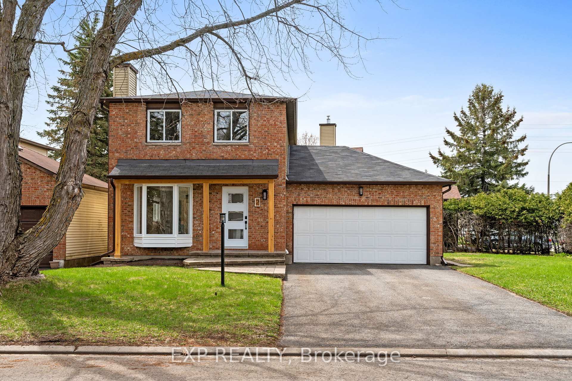 Photo 1 of 2 Equestrian Drive, Ottawa, Kanata - Bridlewood — HOMEH