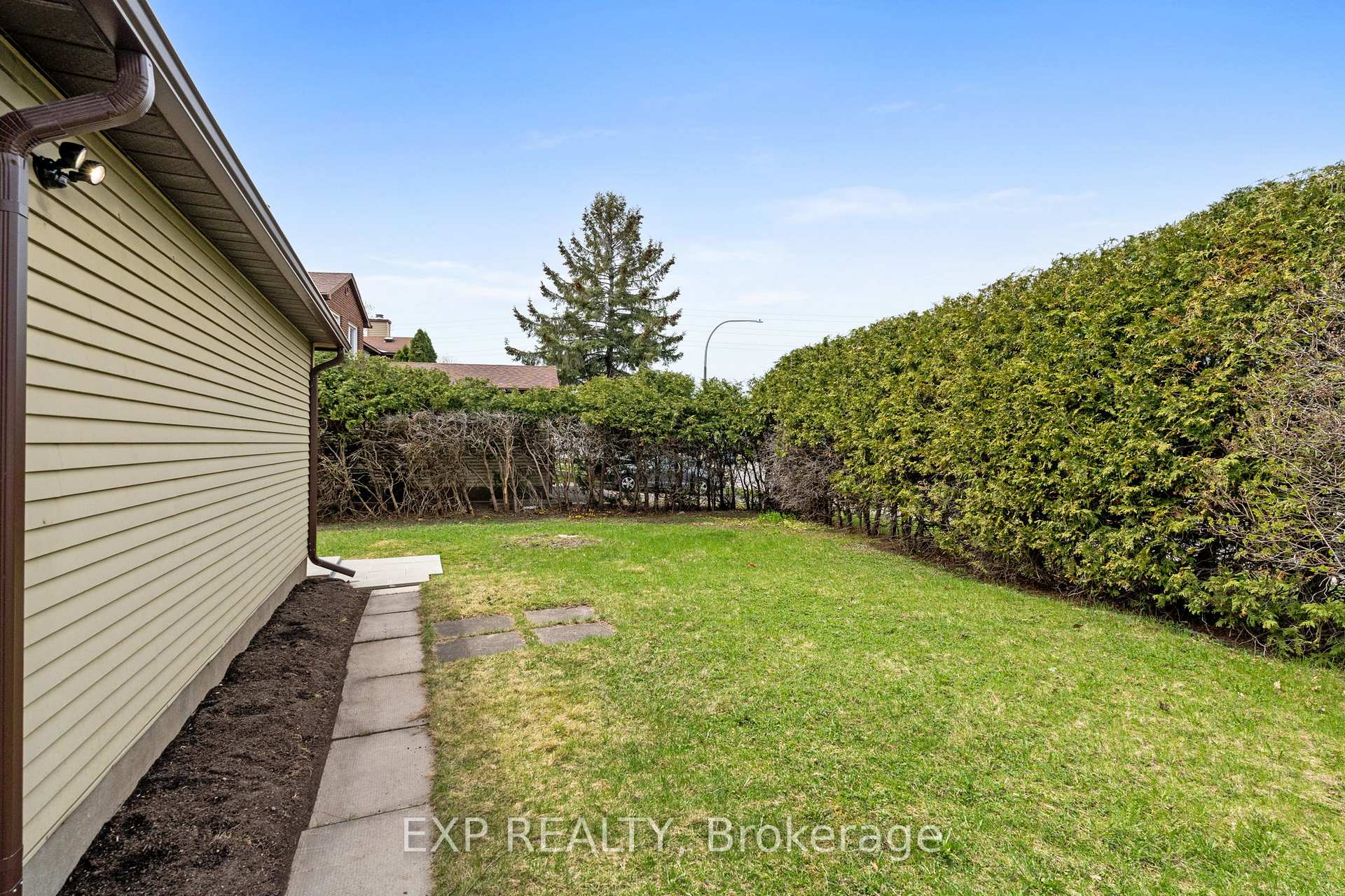 Photo 29 of 2 Equestrian Drive, Ottawa, Kanata - Bridlewood — HOMEH