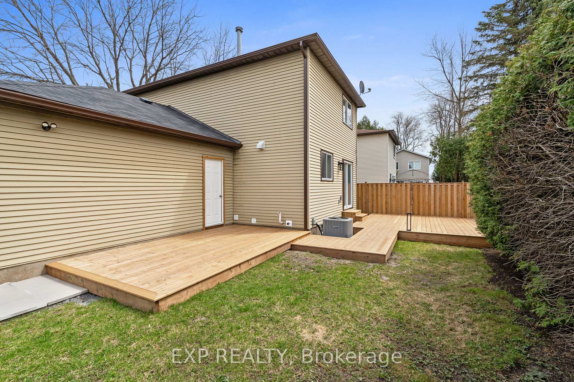 Photo 31 of 2 Equestrian Drive, Ottawa, Kanata - Bridlewood — HOMEH