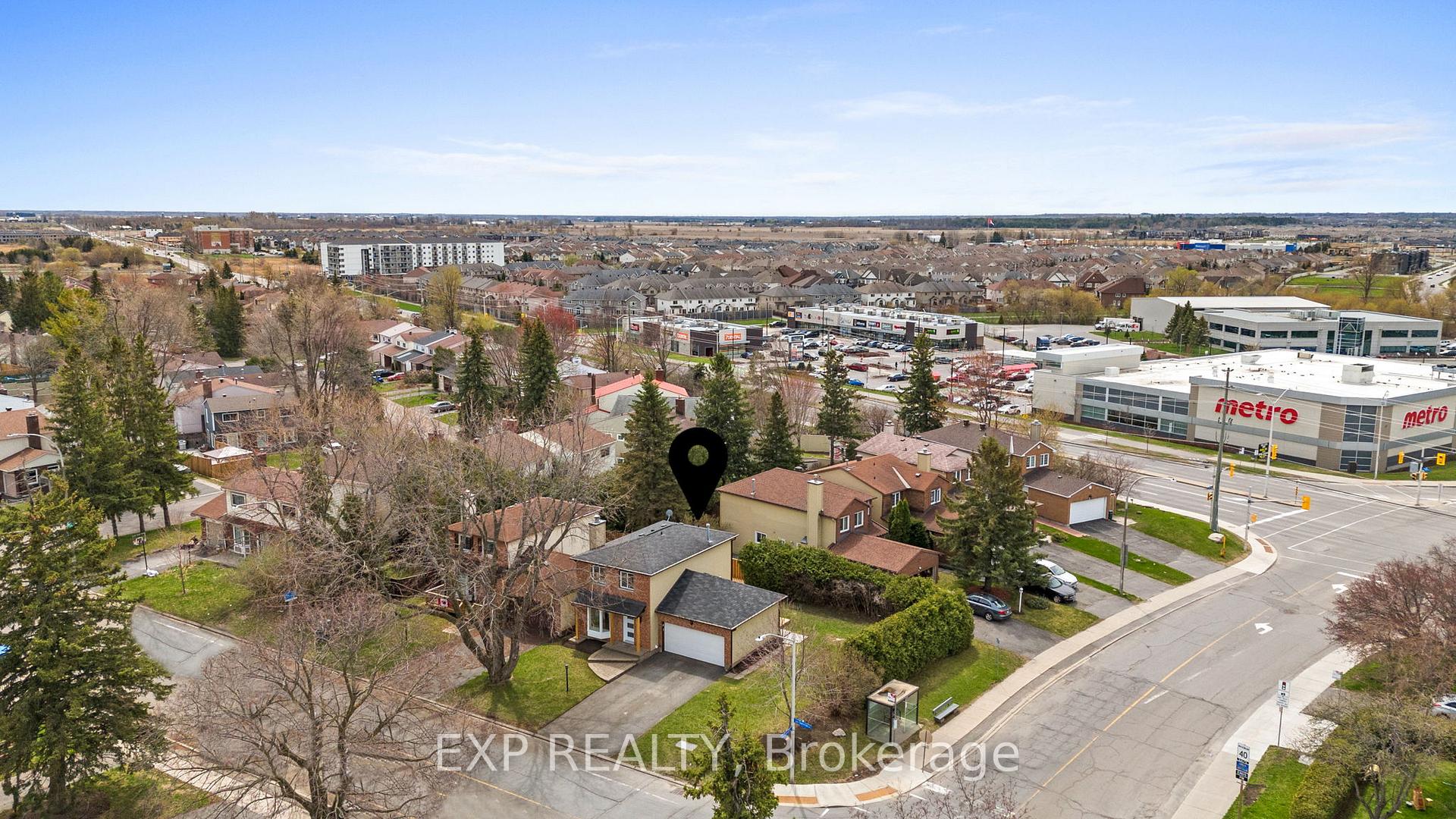 Photo 35 of 2 Equestrian Drive, Ottawa, Kanata - Bridlewood — HOMEH