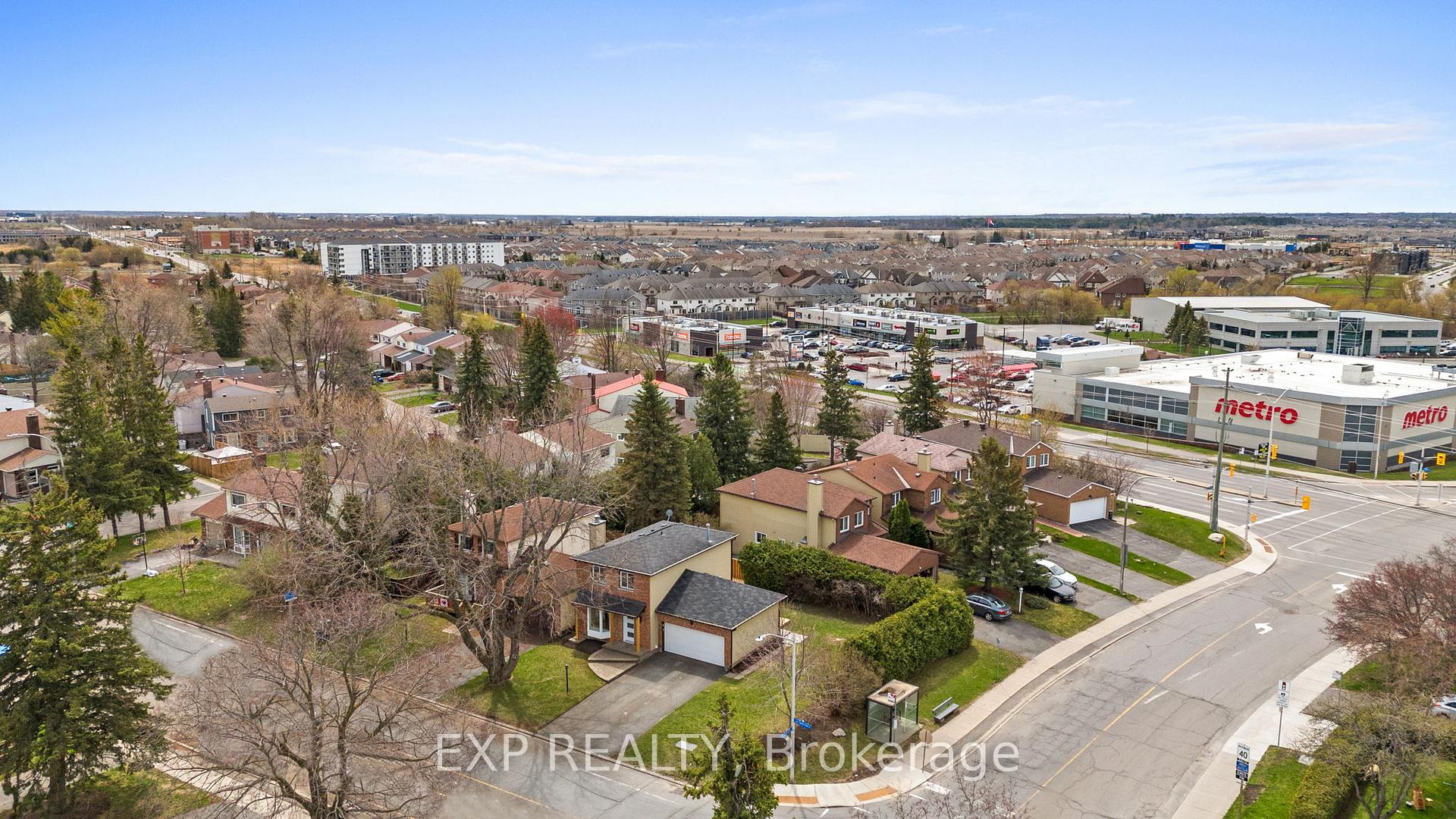 Photo 36 of 2 Equestrian Drive, Ottawa, Kanata - Bridlewood — HOMEH