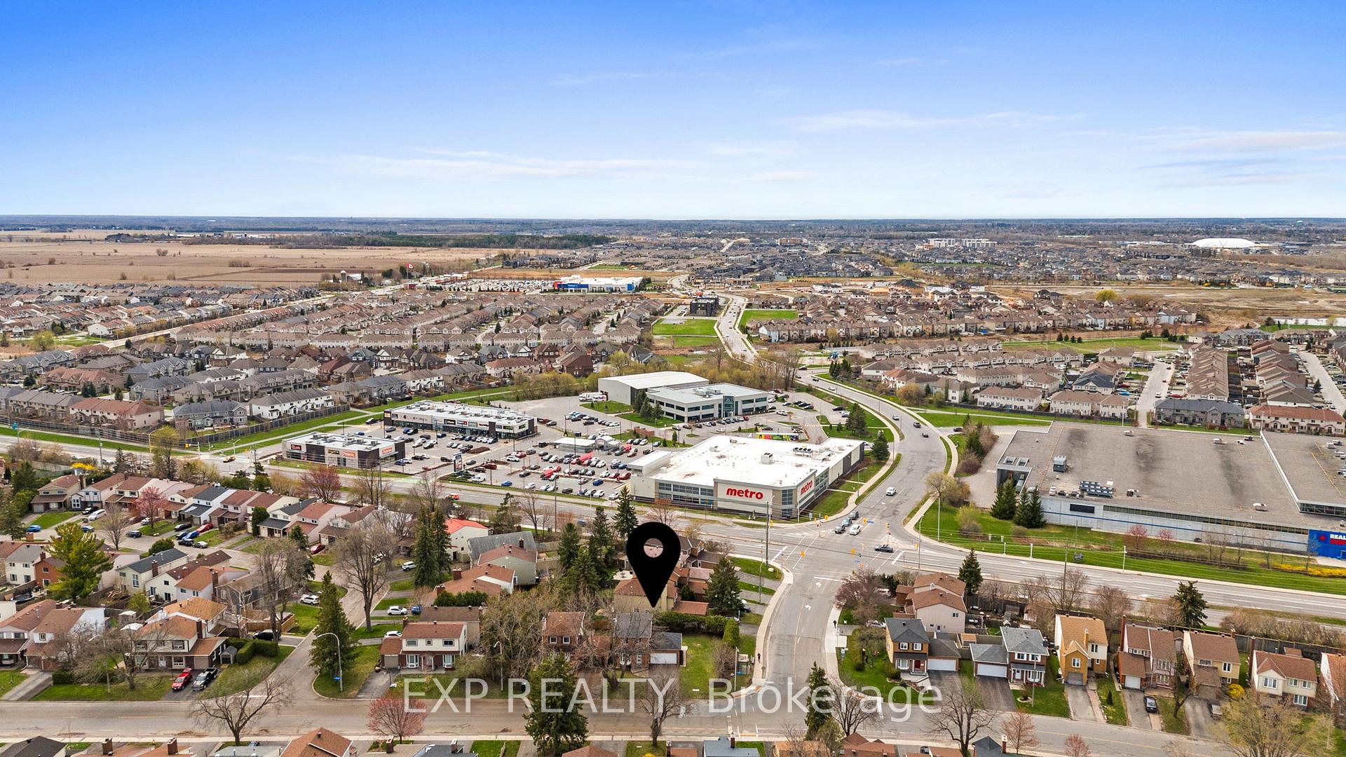 Photo 40 of 2 Equestrian Drive, Ottawa, Kanata - Bridlewood — HOMEH