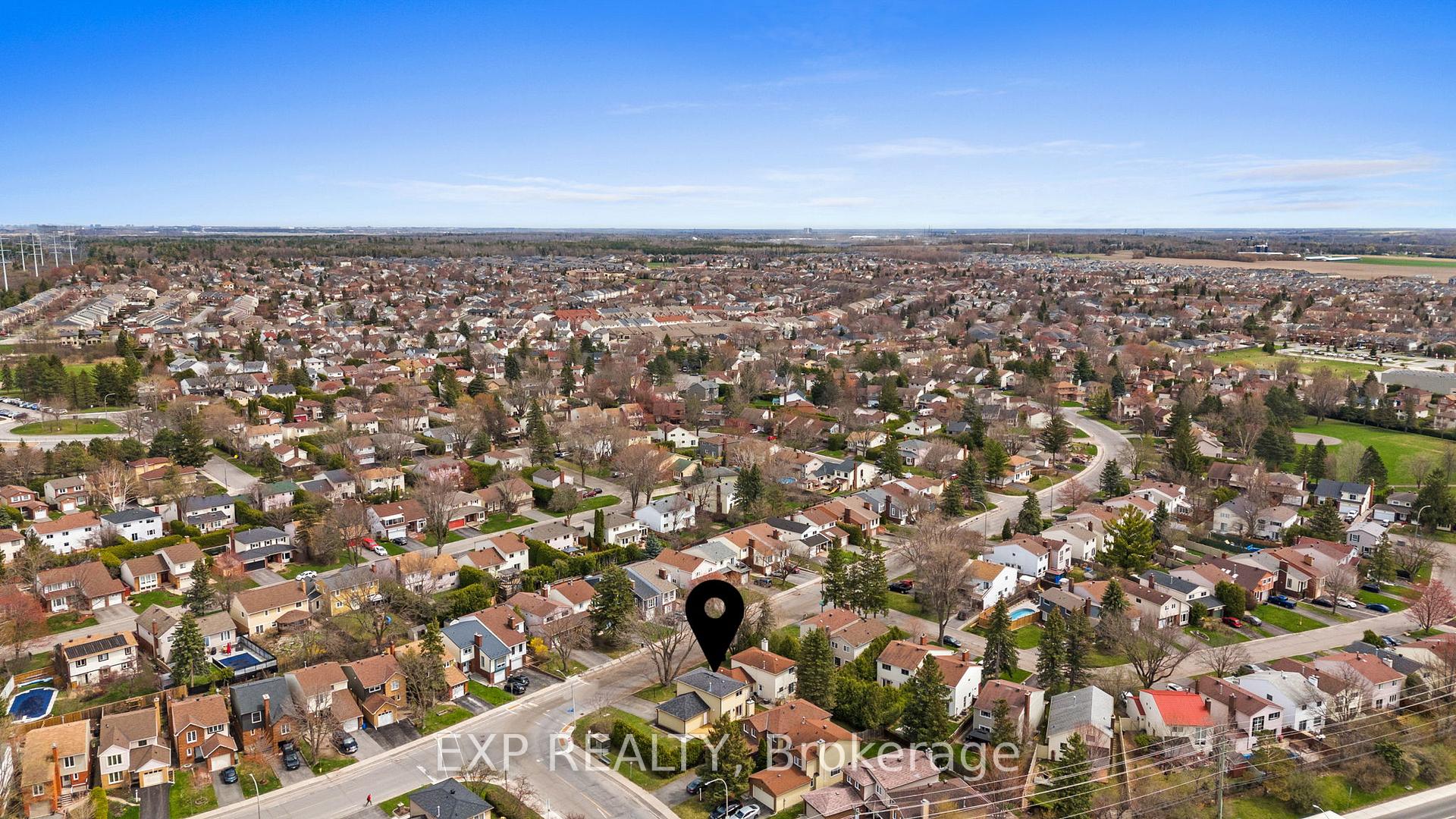 Photo 42 of 2 Equestrian Drive, Ottawa, Kanata - Bridlewood — HOMEH