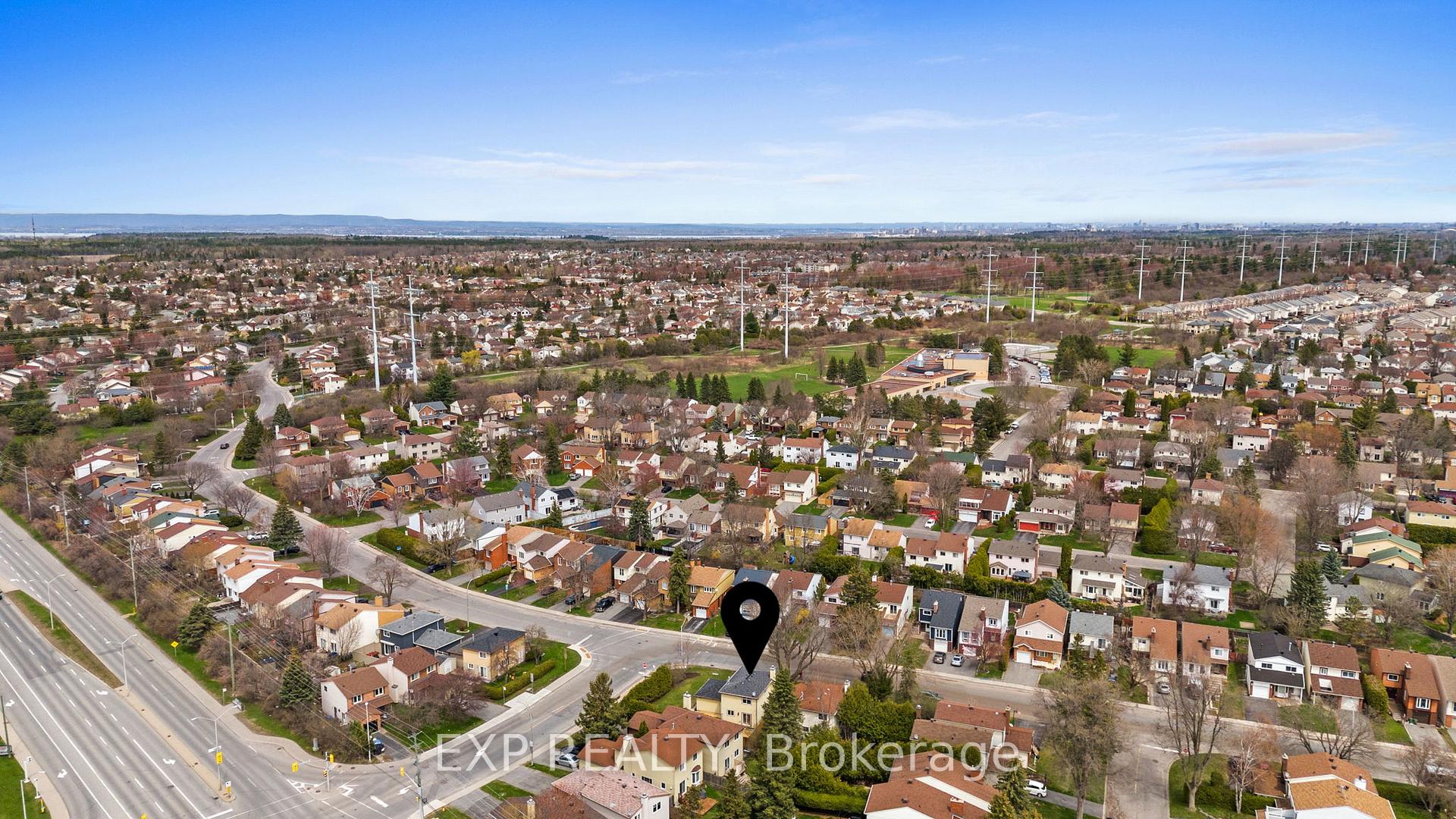 Photo 43 of 2 Equestrian Drive, Ottawa, Kanata - Bridlewood — HOMEH