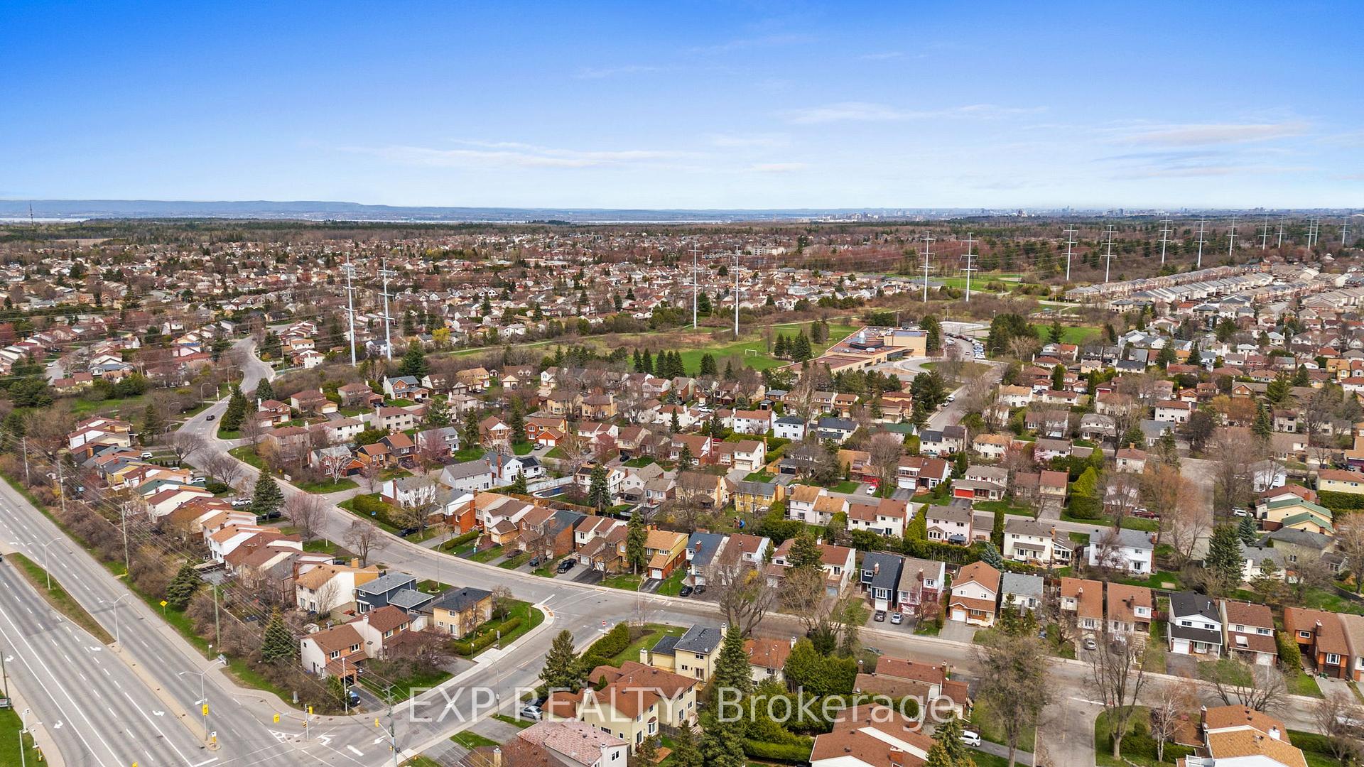 Photo 47 of 2 Equestrian Drive, Ottawa, Kanata - Bridlewood — HOMEH