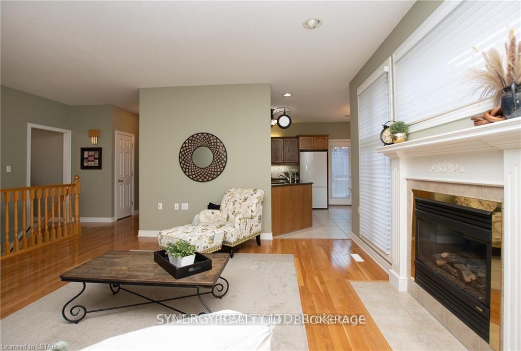 Photo 15 of 21 Calvert Lane, Middlesex Centre, Ilderton — HOMEH