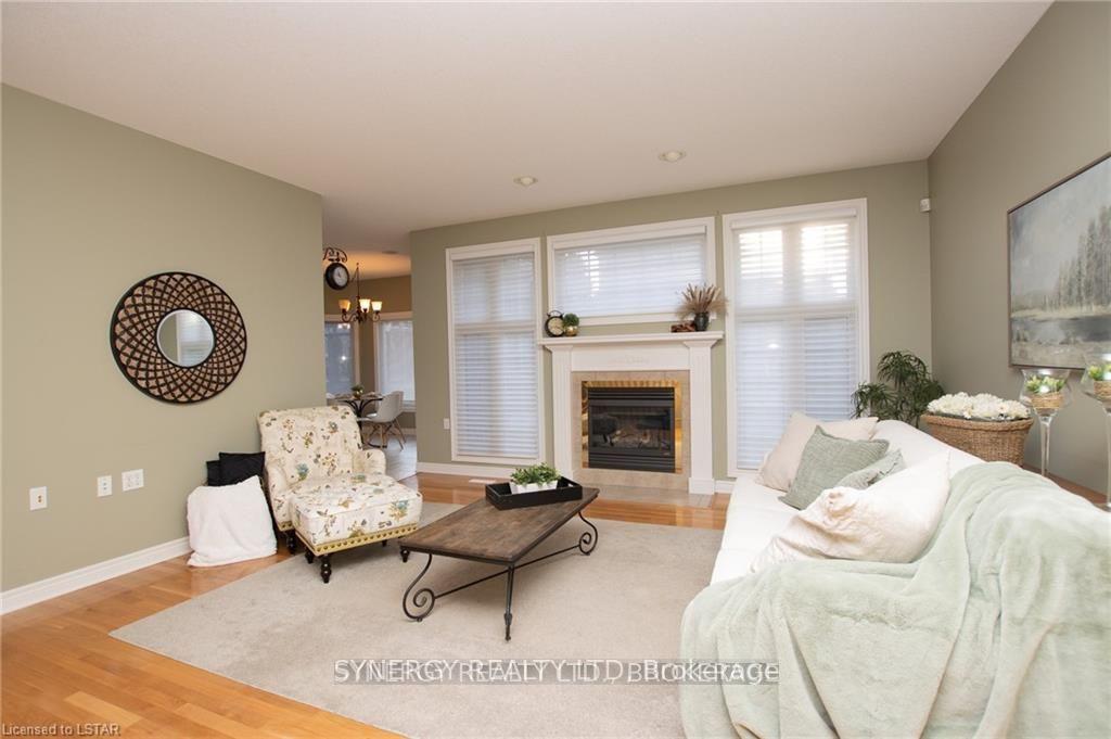 Photo 17 of 21 Calvert Lane, Middlesex Centre, Ilderton — HOMEH