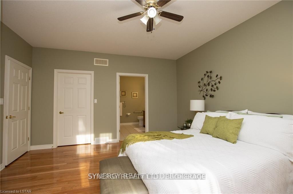 Photo 24 of 21 Calvert Lane, Middlesex Centre, Ilderton — HOMEH