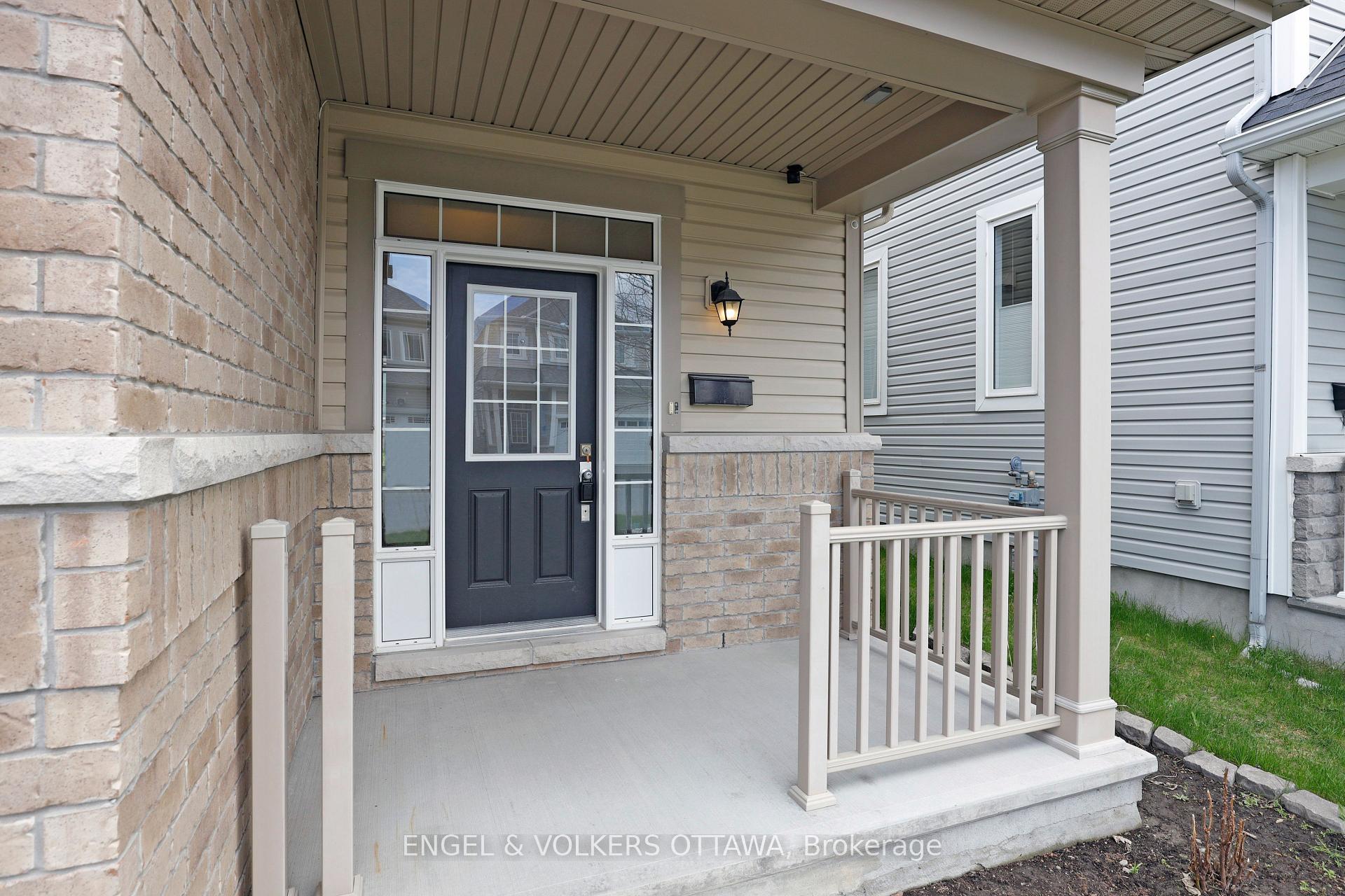 Photo 2 of 503 Hawkbirch Street, Ottawa, Kanata - Emerald Meadows/Trailwest — HOMEH