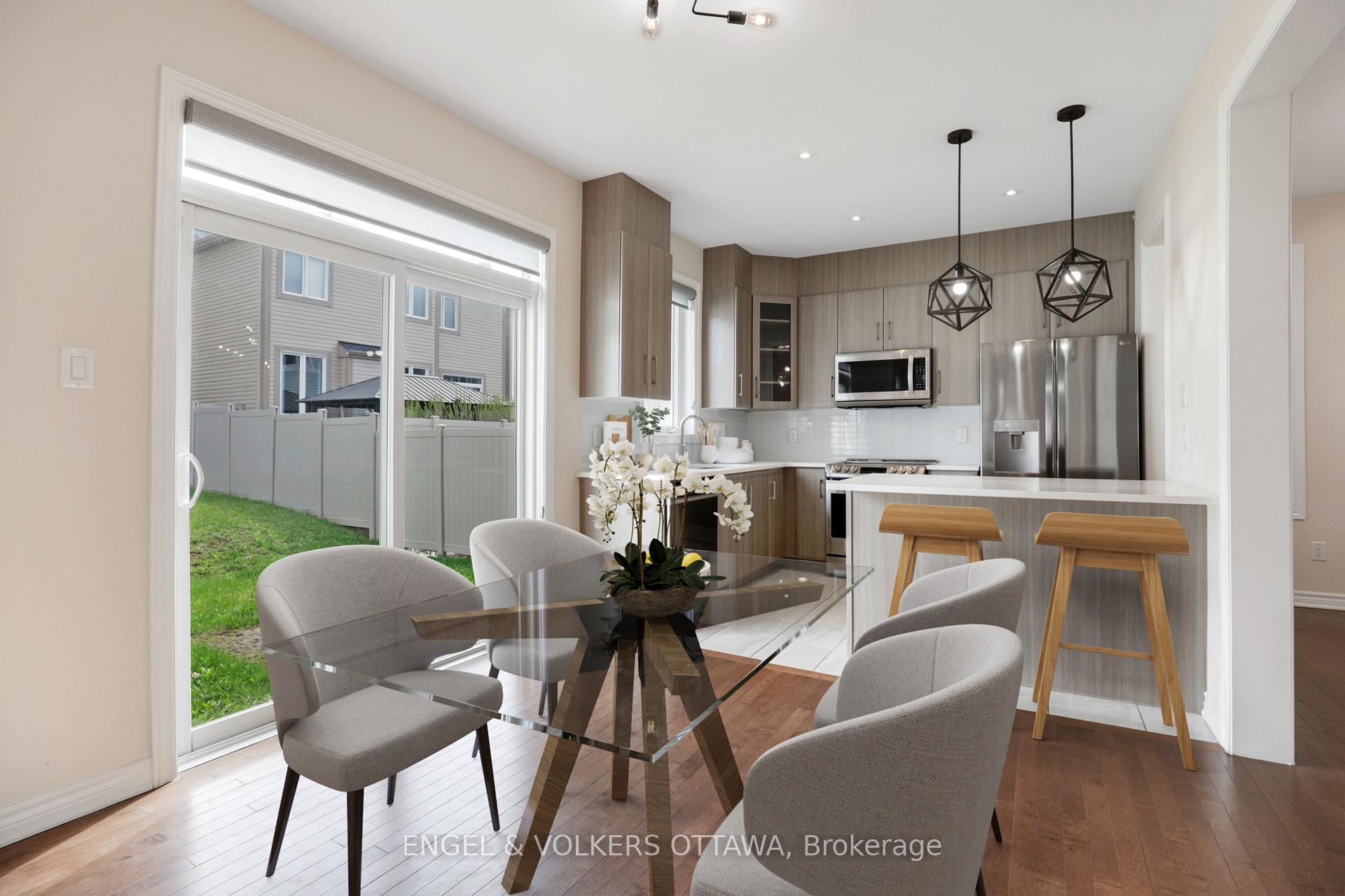 Photo 12 of 503 Hawkbirch Street, Ottawa, Kanata - Emerald Meadows/Trailwest — HOMEH