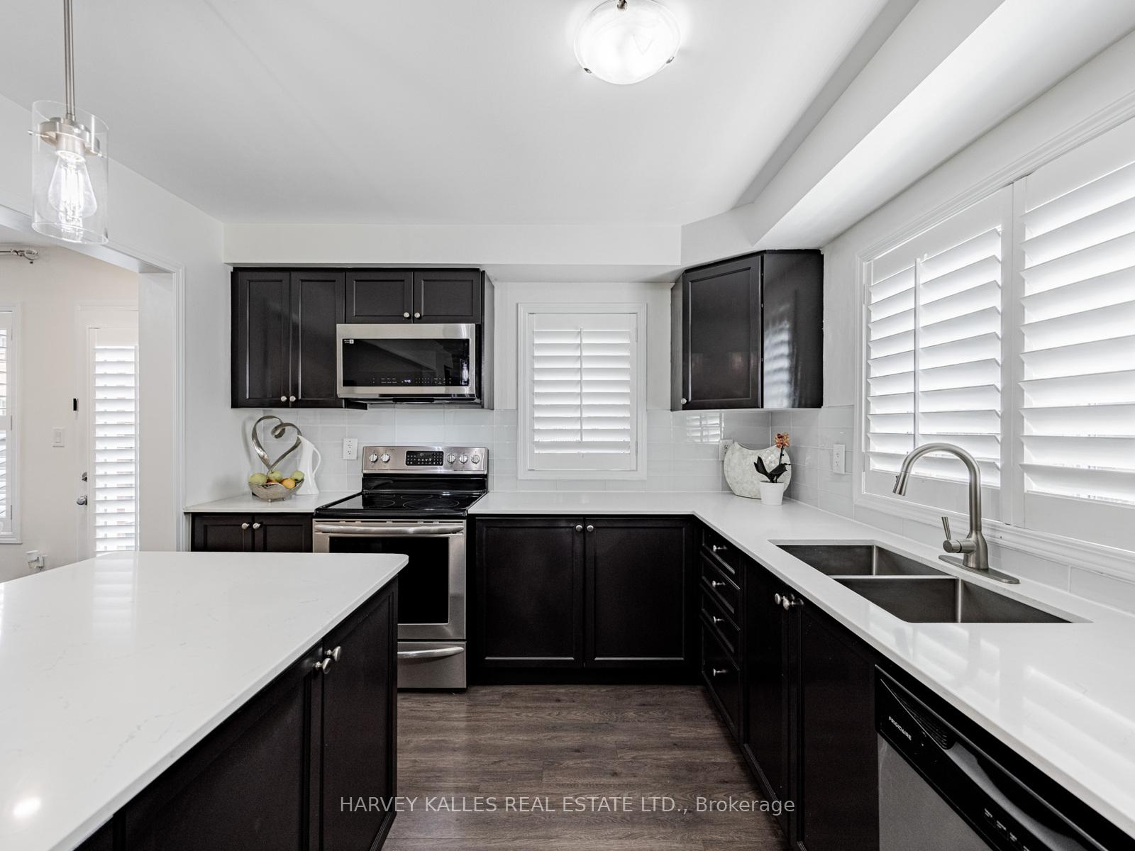 Photo 16 of 468 Yates Drive, Milton, Coates — HOMEH