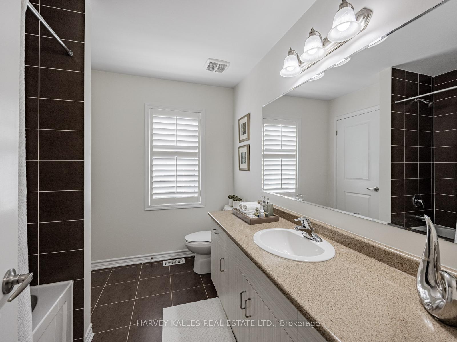 Photo 24 of 468 Yates Drive, Milton, Coates — HOMEH