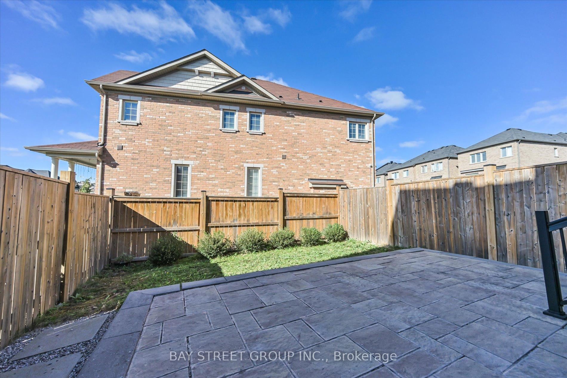 Photo 33 of 30 Harbord Street, Markham, Berczy — HOMEH
