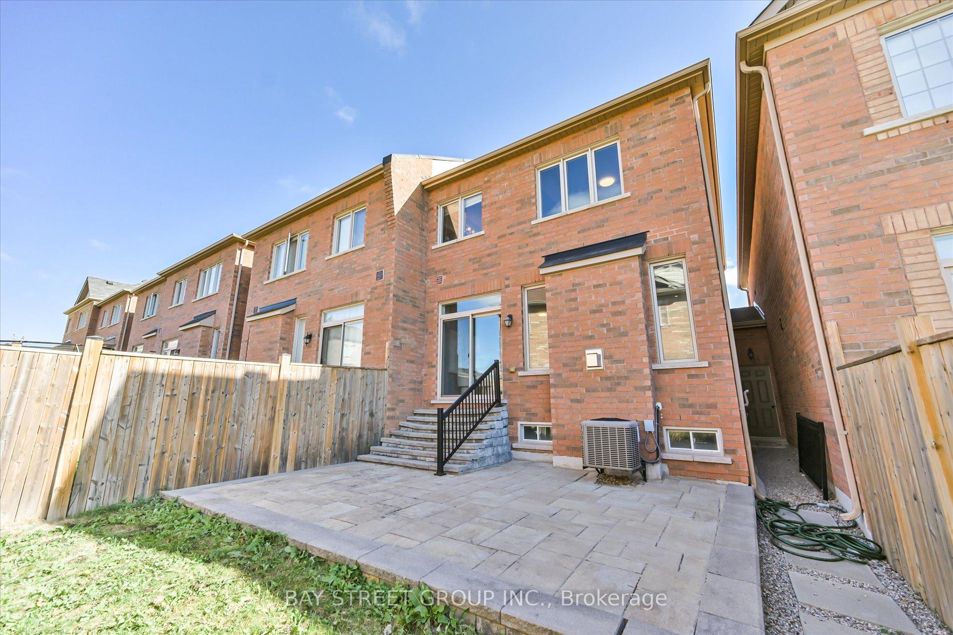 Photo 34 of 30 Harbord Street, Markham, Berczy — HOMEH