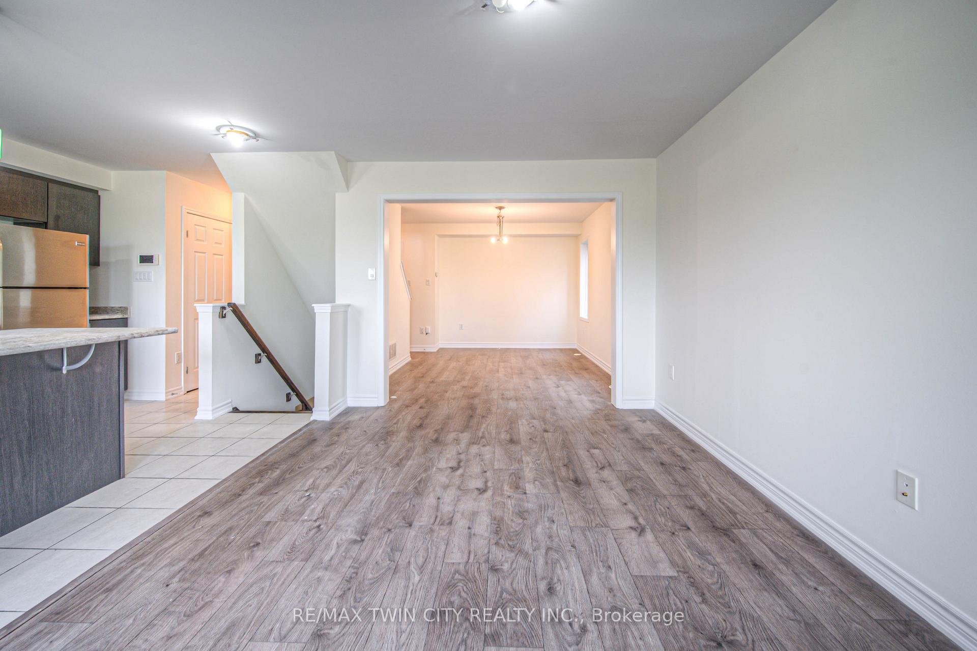 Photo 13 of 13 Outlook Terrace, Kitchener — HOMEH