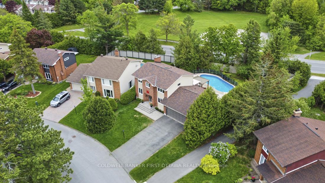 Photo 34 of 17 Nanook Crescent, Ottawa, Kanata - Katimavik — HOMEH