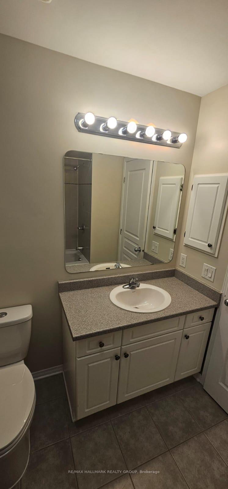 Photo 6 of 423 Celtic Ridge Crescent W, Ottawa, Kanata - Morgan's Grant/South March — HOMEH