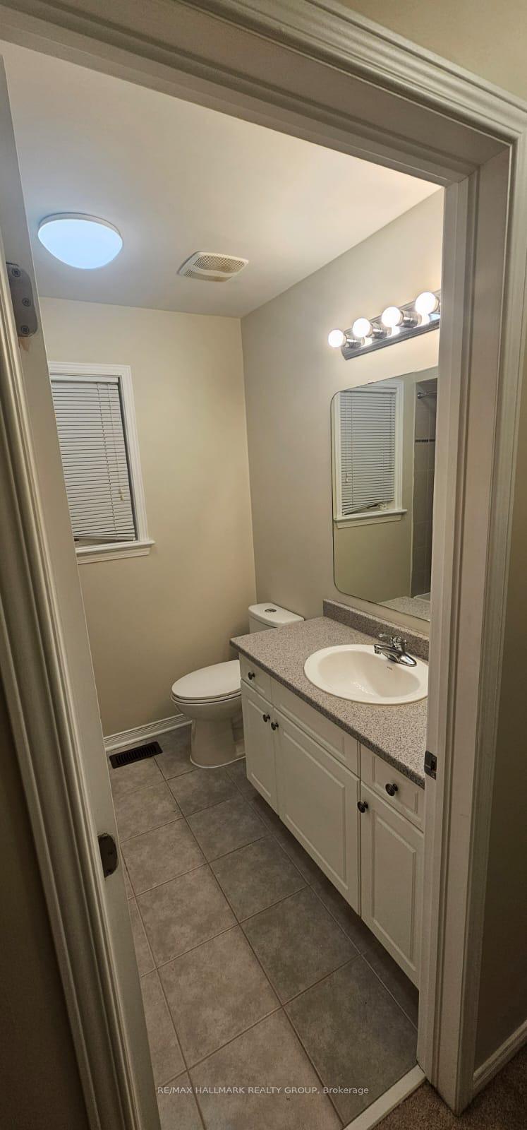Photo 8 of 423 Celtic Ridge Crescent W, Ottawa, Kanata - Morgan's Grant/South March — HOMEH
