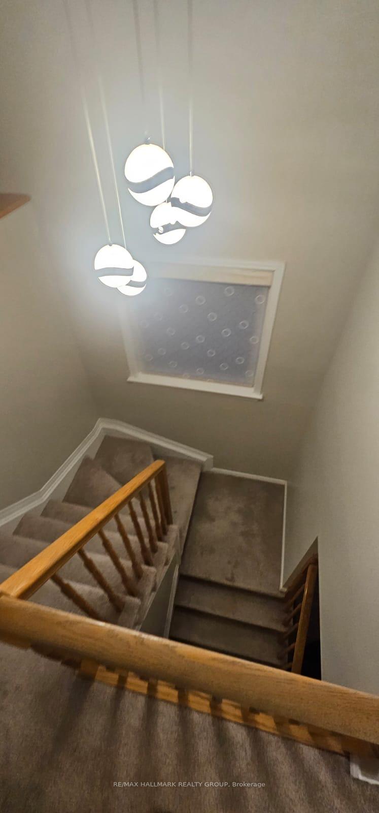 Photo 14 of 423 Celtic Ridge Crescent W, Ottawa, Kanata - Morgan's Grant/South March — HOMEH