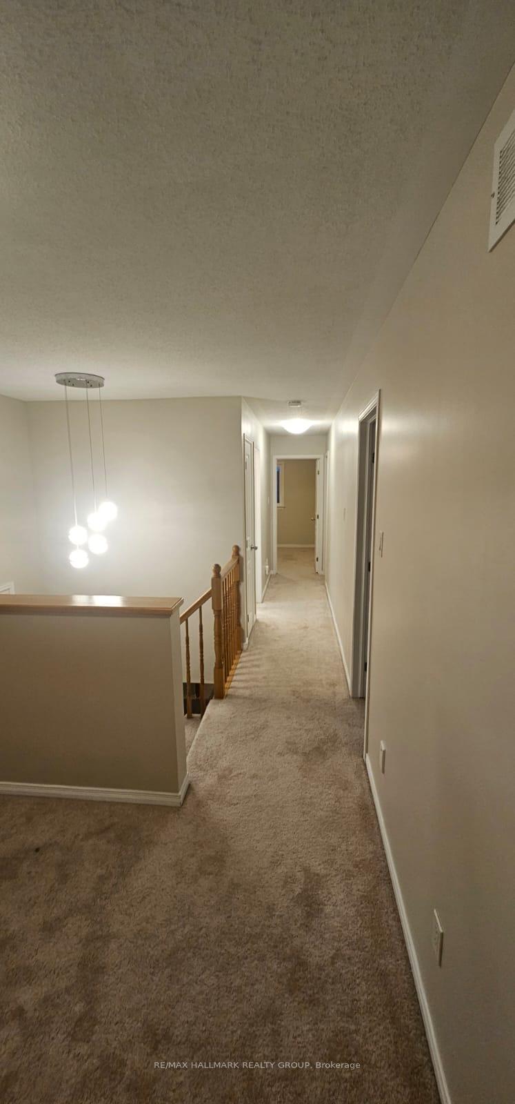 Photo 15 of 423 Celtic Ridge Crescent W, Ottawa, Kanata - Morgan's Grant/South March — HOMEH